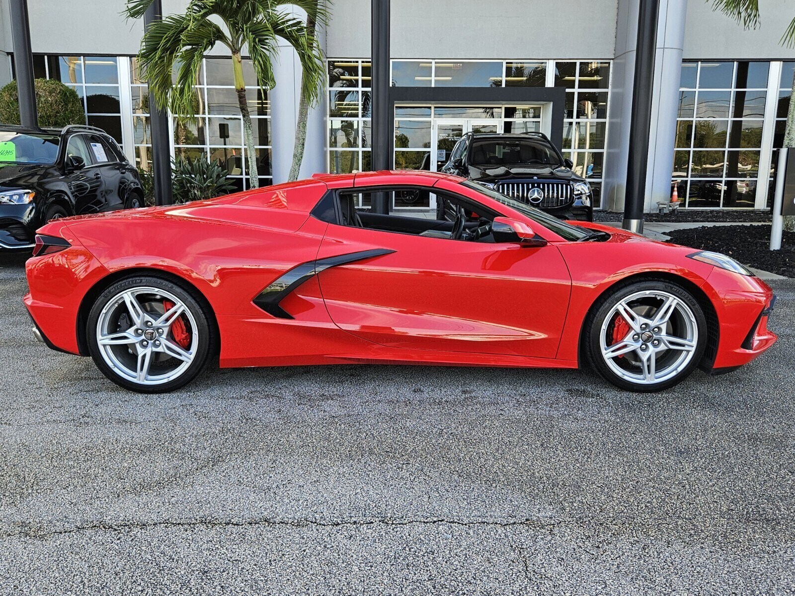 2023 Chevrolet Corvette Stingray 3LT Convertible photo 3