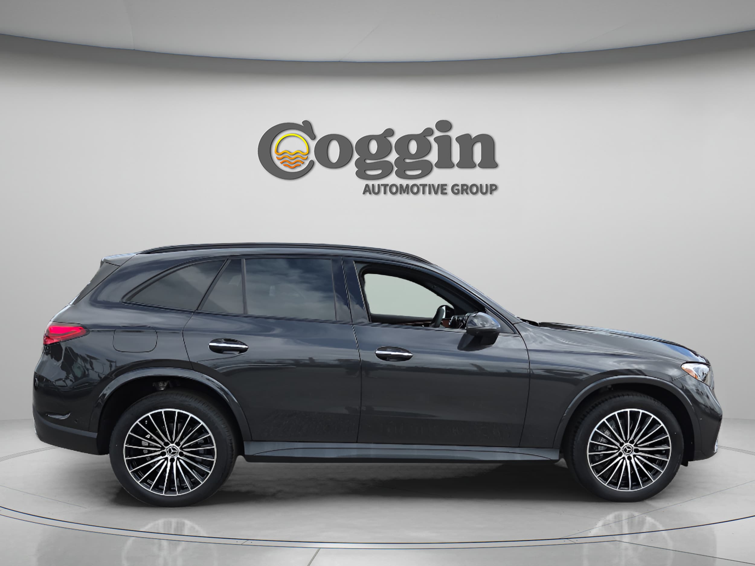 2026 Mercedes-Benz GLC Base - Photo 6