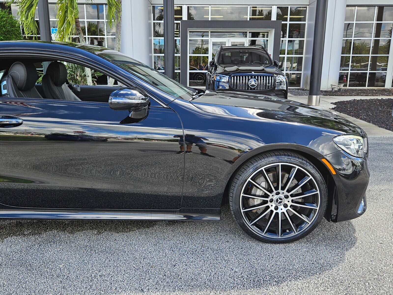2022 Mercedes Benz E 450 Coupe photo 2