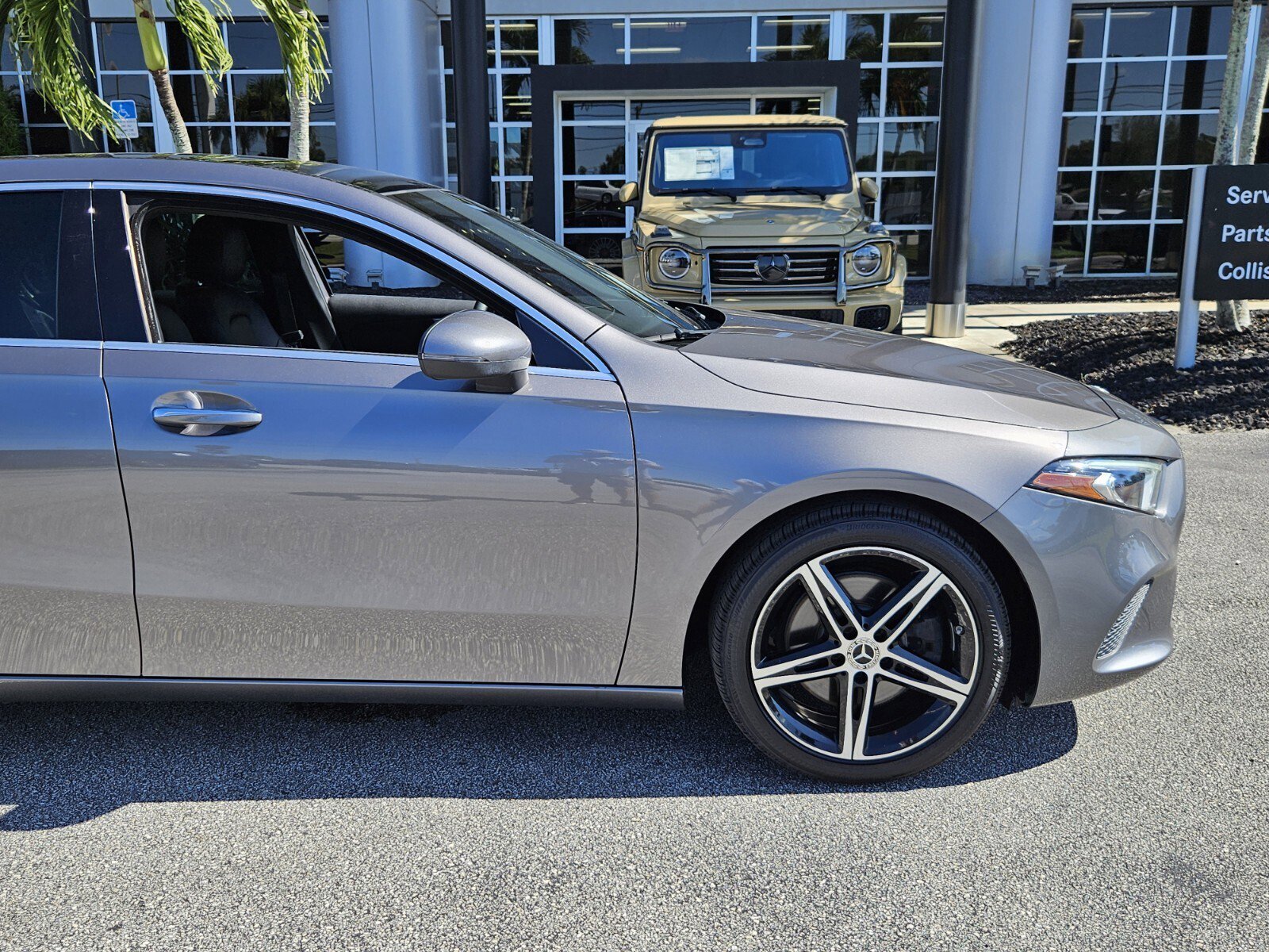 2022 Mercedes Benz A 220 photo 2