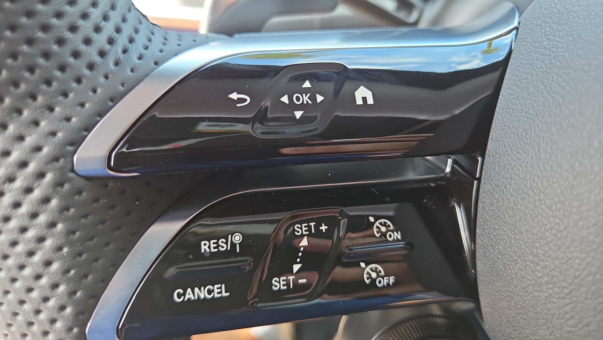 2026 Mercedes-Benz GLC AMG GLC43 - Photo 18