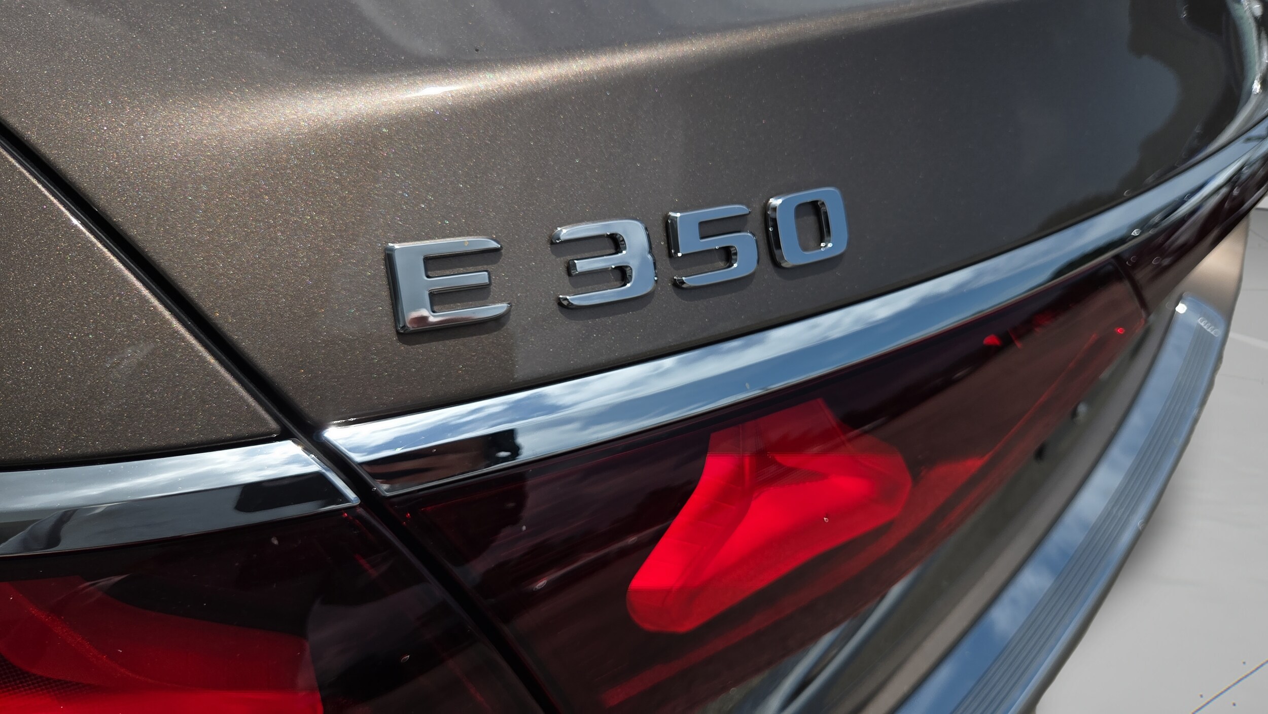 2026 Mercedes-Benz E-Class E350 - Photo 36