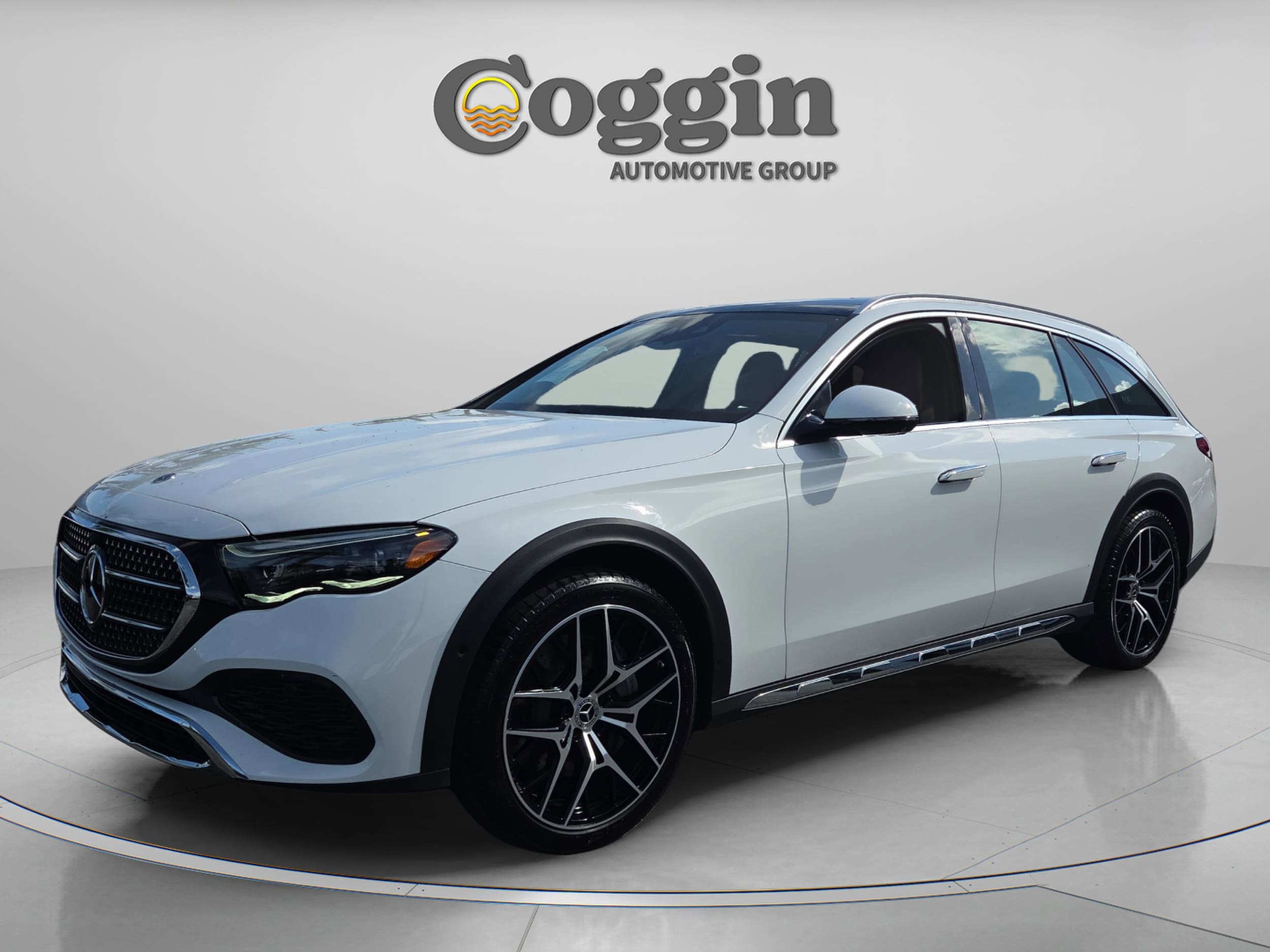 2025 Mercedes-Benz E-Class E450 4MATIC All-Terrain's photo
