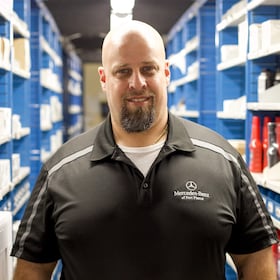 Staff member Jeffrey Kushner from ID_332e973507bc