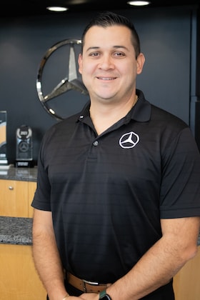 Staff member Andres Sierra from ID_b1d772a6a01a