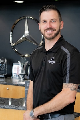 Staff member Eric Bennett from ID_9468e1d760b3