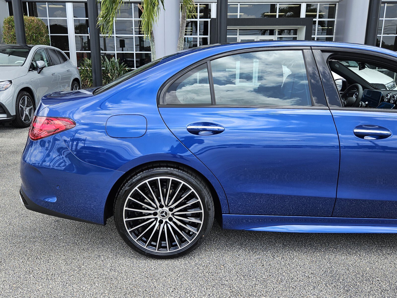 2025 Mercedes Benz C 300 Sedan photo 4