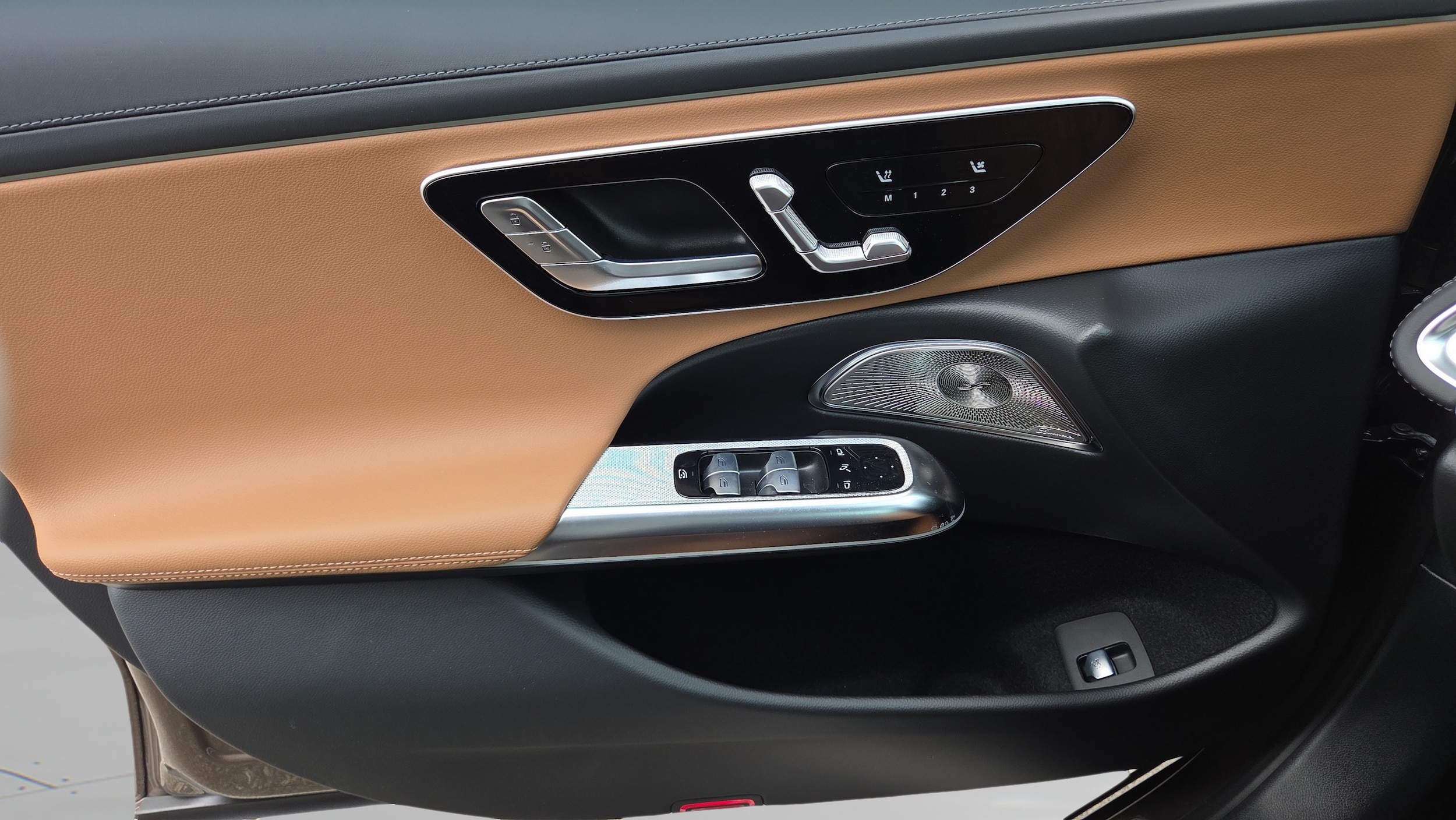 2026 Mercedes-Benz E-Class E350 - Photo 34