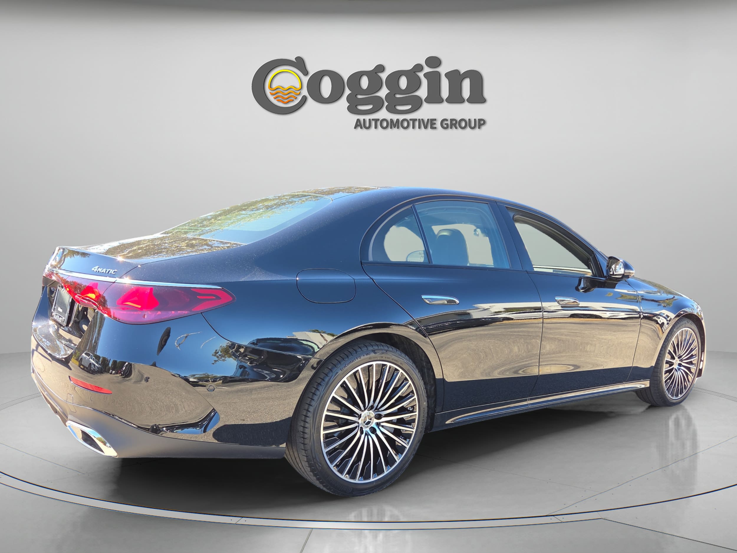 2026 Mercedes-Benz E-Class E450 - Photo 5