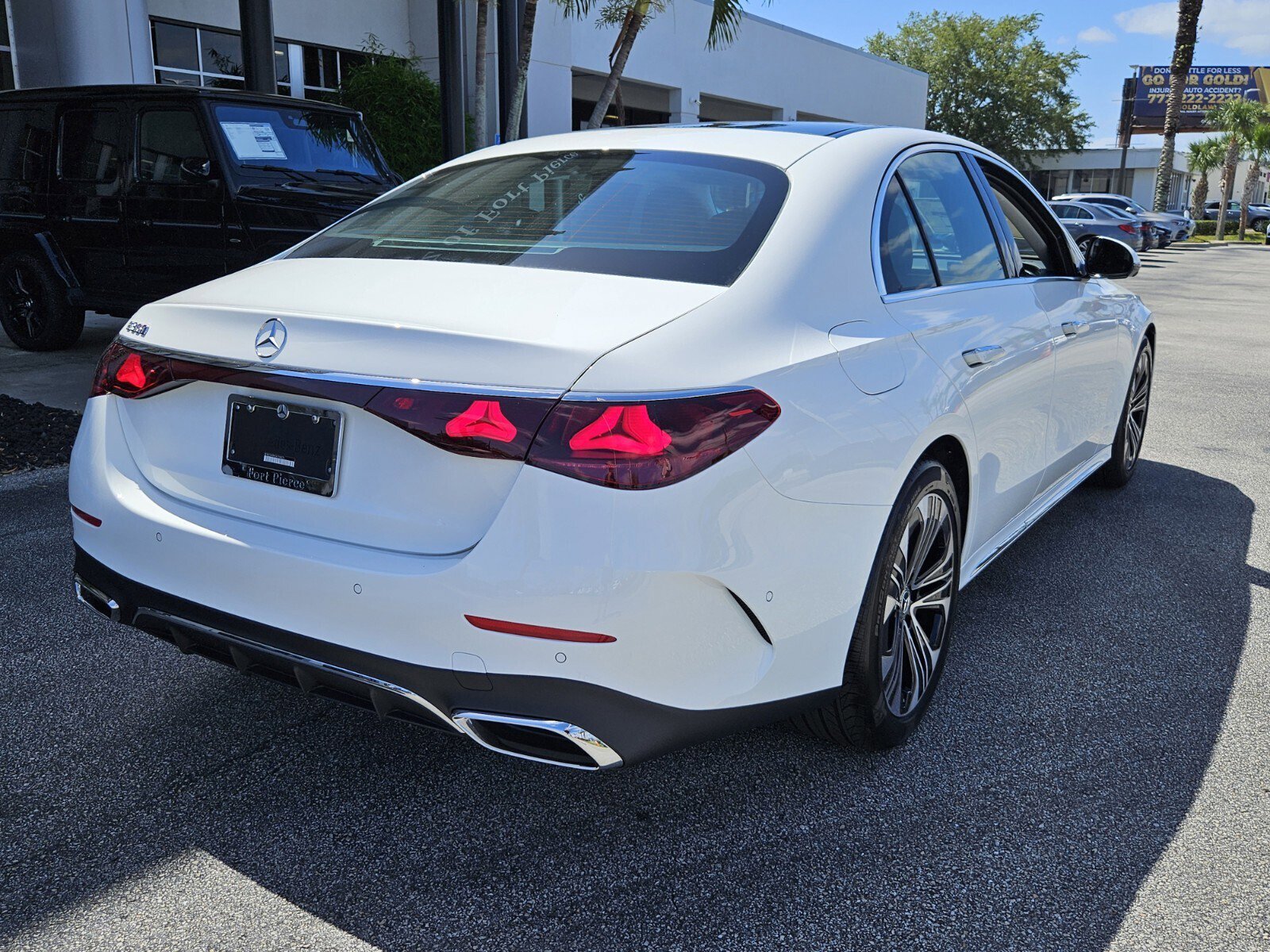 2025 Mercedes Benz E 350 Sedan photo 3