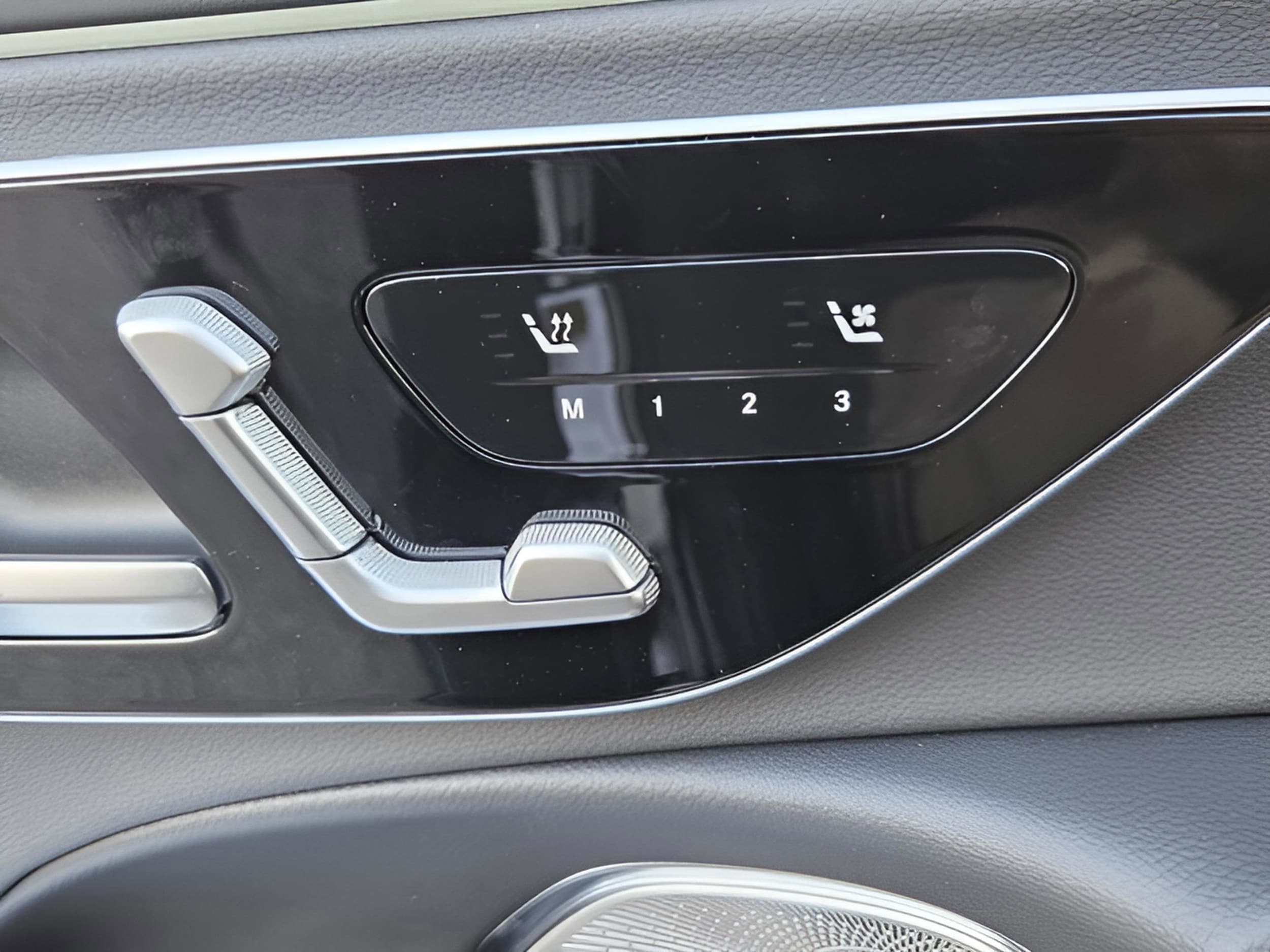 2026 Mercedes-Benz E-Class E350 - Photo 26