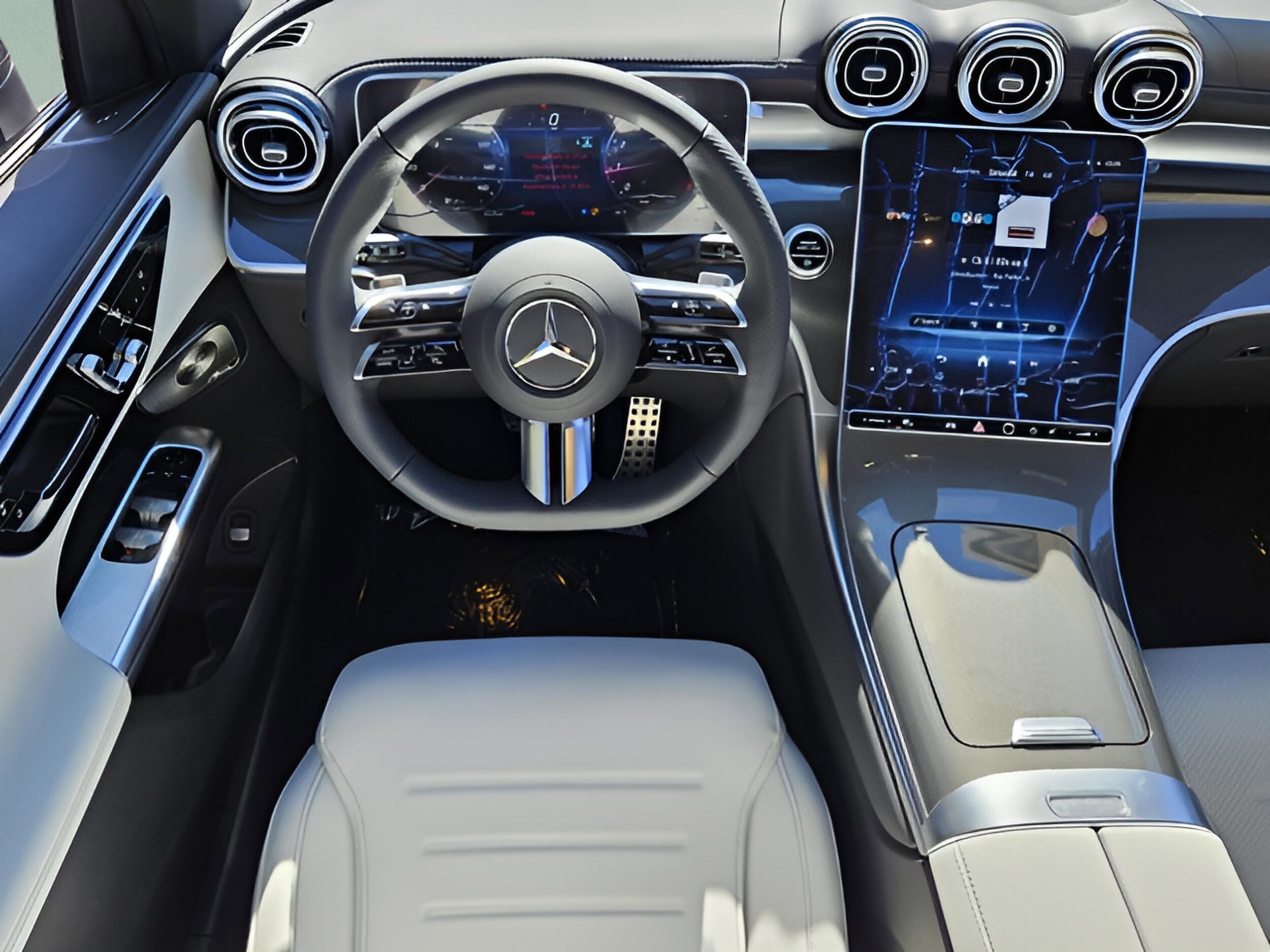 2026 Mercedes-Benz GLC Base - Photo 14