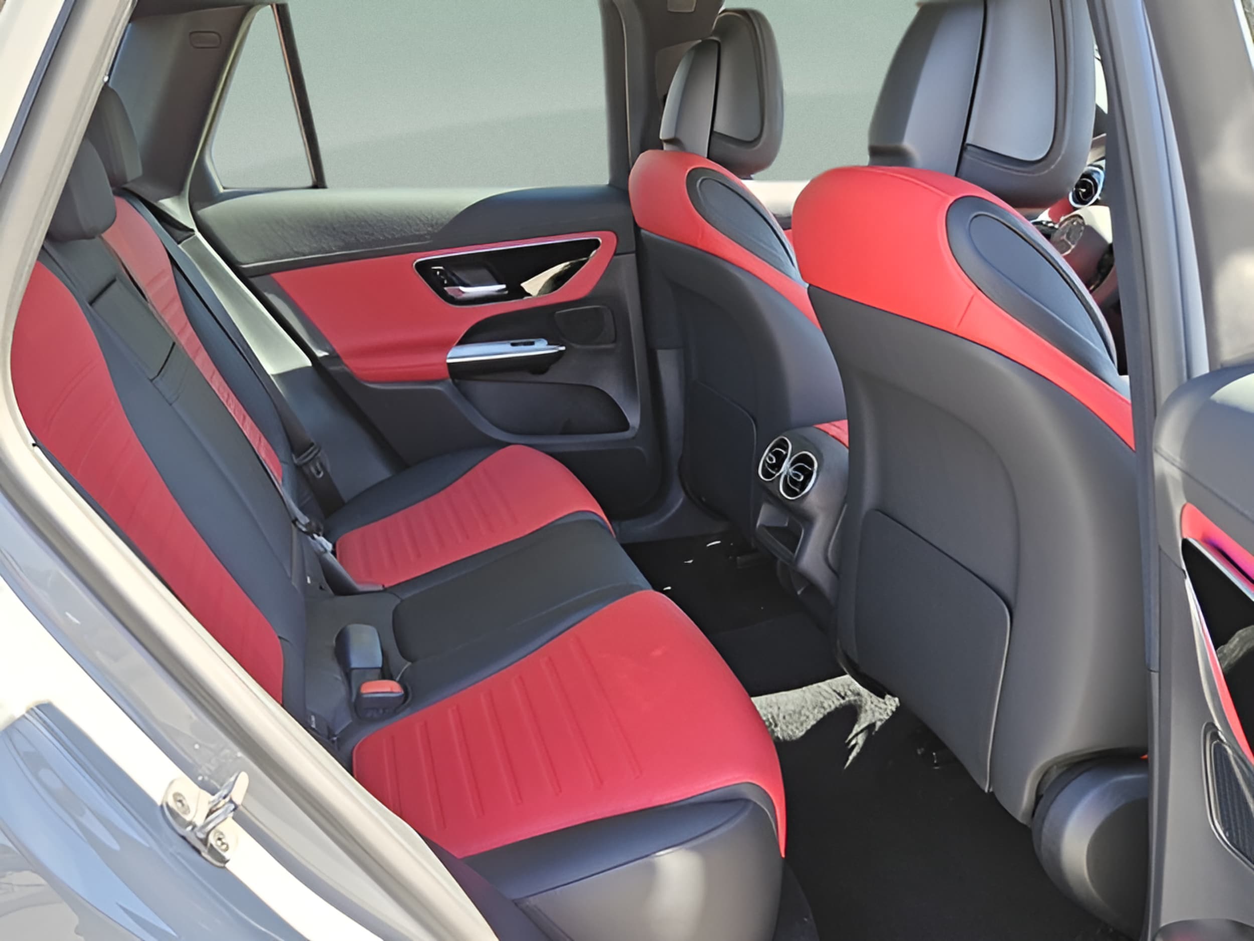 2026 Mercedes-Benz GLC AMG GLC43 - Photo 14