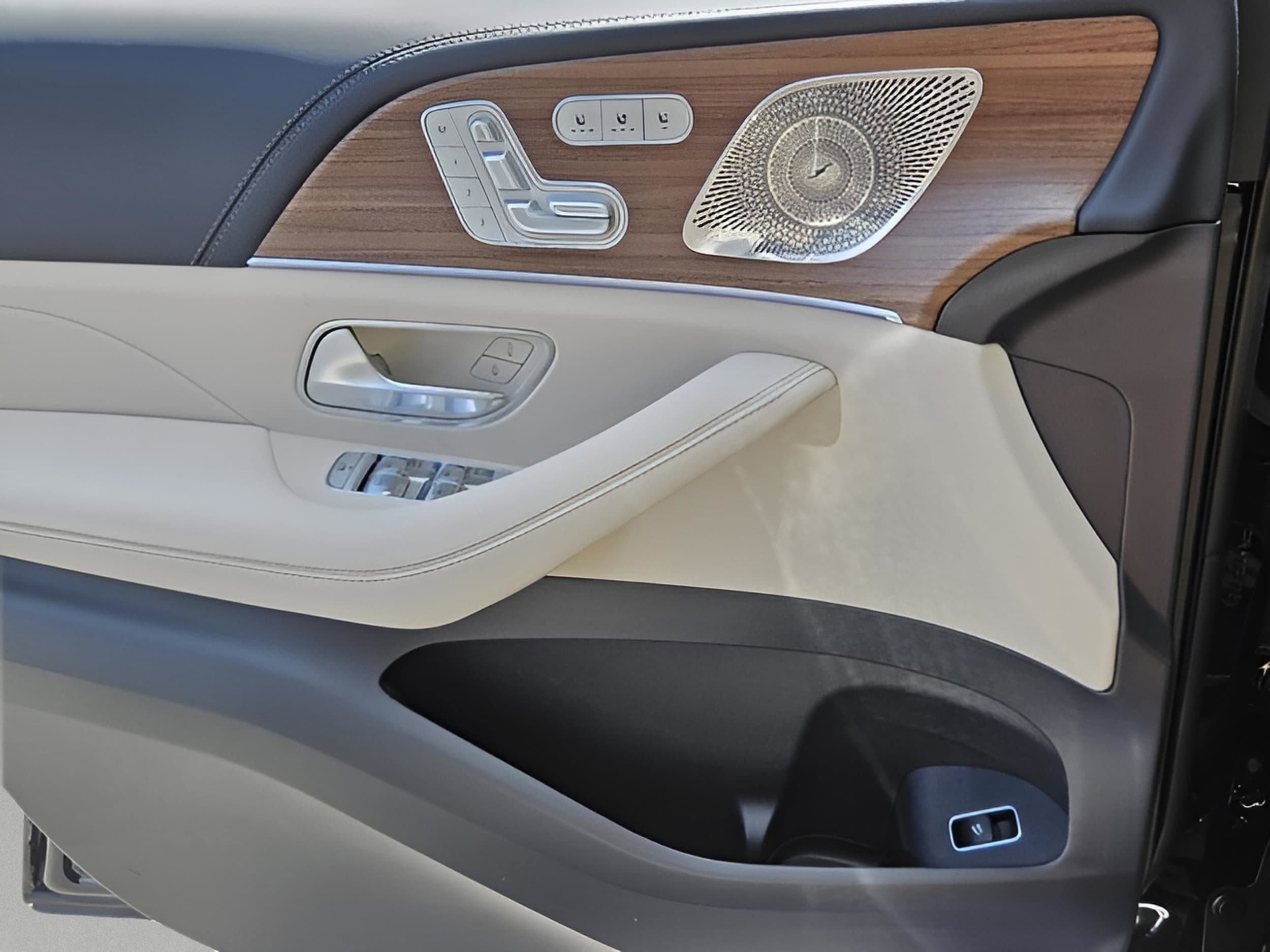 2026 Mercedes-Benz GLE GLE450 - Photo 26