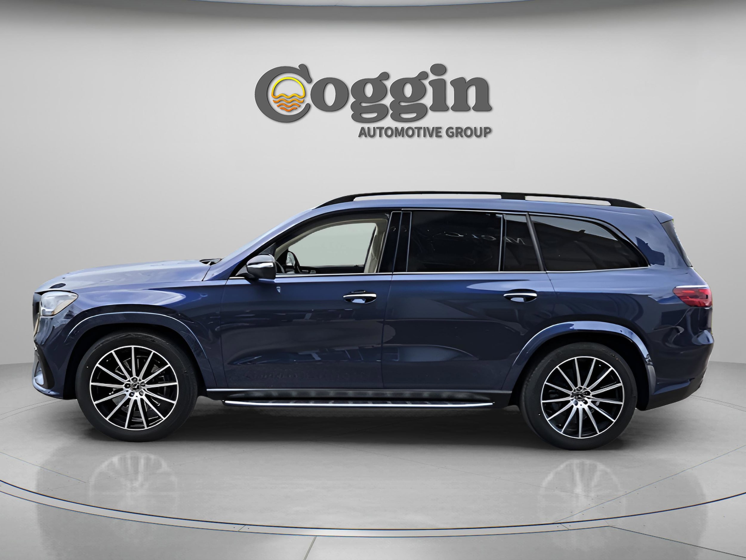 2026 Mercedes-Benz GLS Base - Photo 3