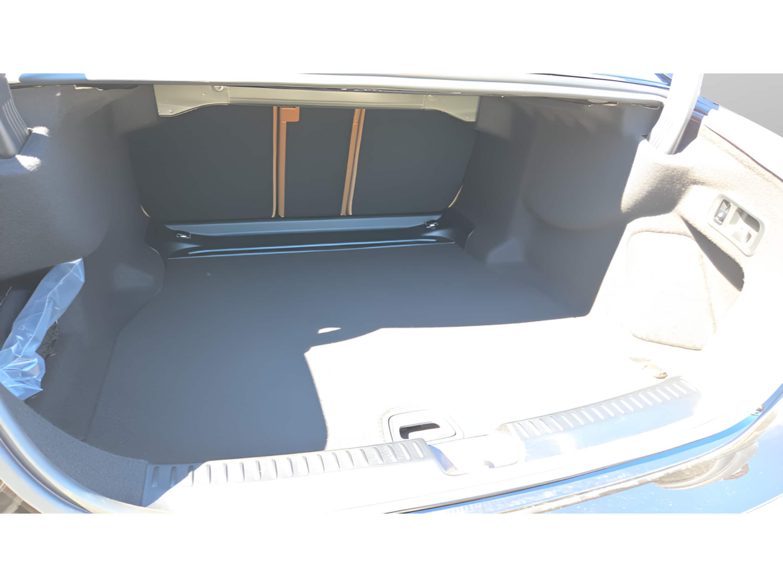 2026 Mercedes-Benz E-Class E450 - Photo 28