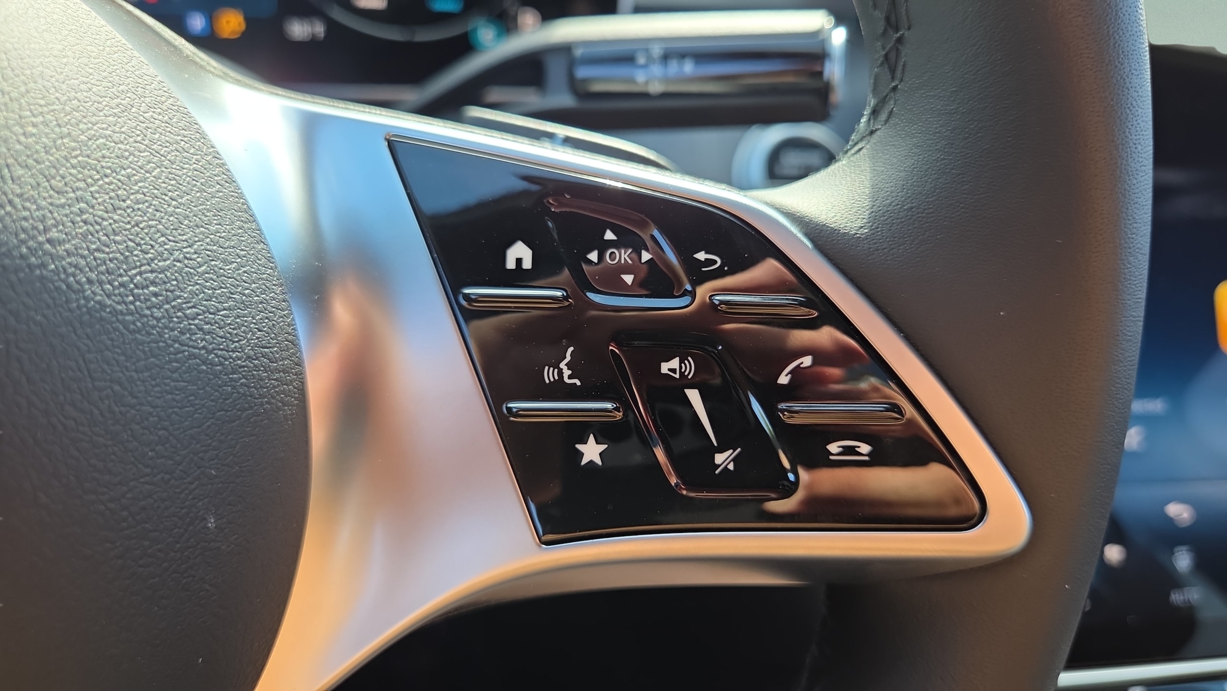 2026 Mercedes-Benz C-Class Sedan C 300 - Photo 25