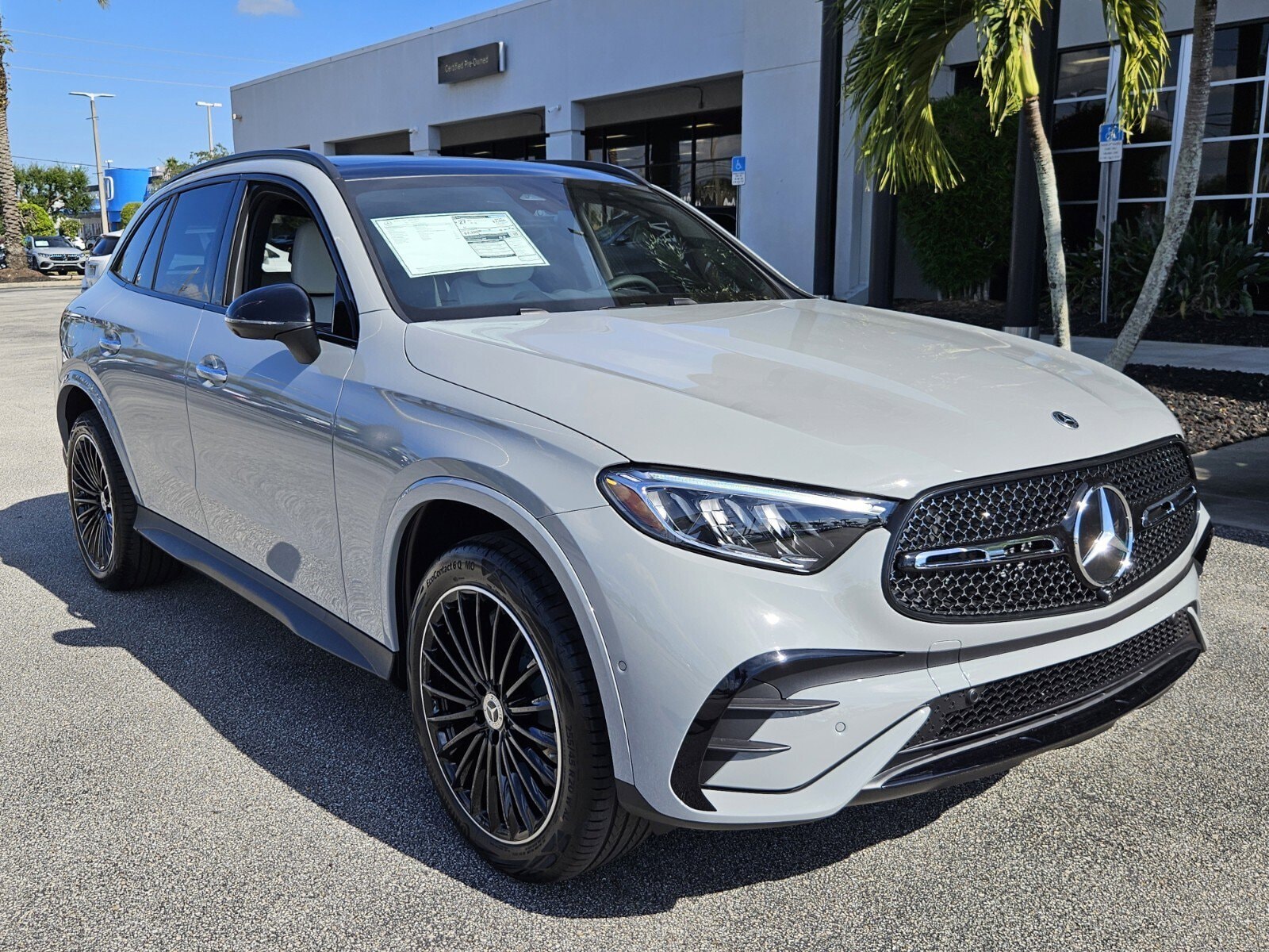 2026 Mercedes-Benz GLC Base's photo