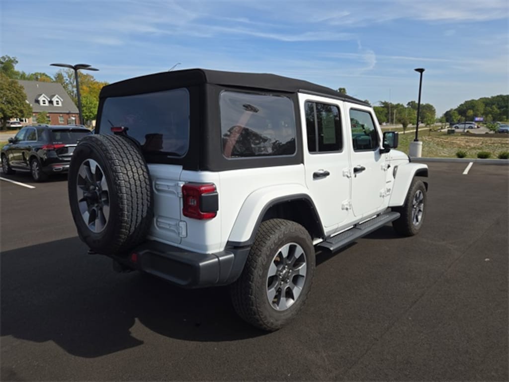 Used 2021 Jeep Wrangler Unlimited Sahara SUV