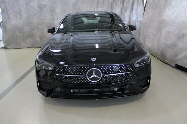 2024 Mercedes Benz CLA 250 4MATIC photo 3