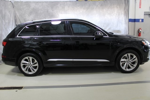 Used 2021 Audi Q7 Premium Plus with VIN WA1LXAF71MD012282 for sale in Fort Wayne, IN