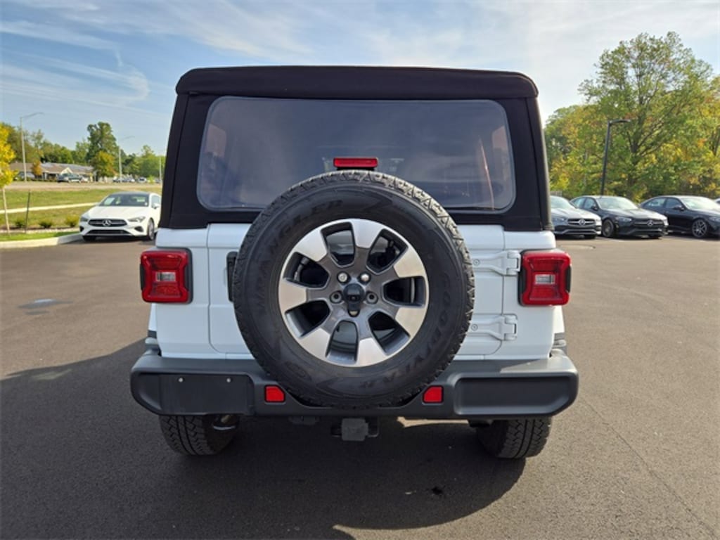 Used 2021 Jeep Wrangler Unlimited Sahara SUV