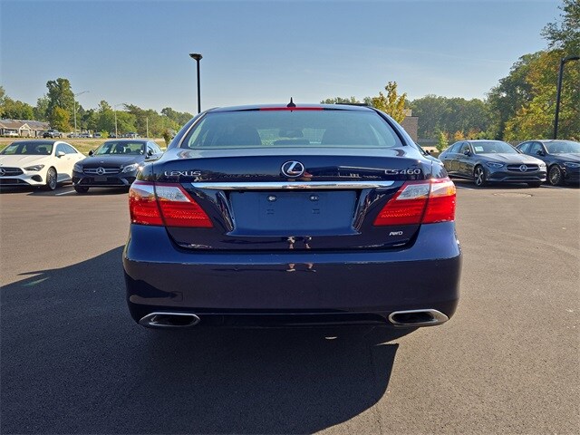 2010 Lexus LS 460 photo 4