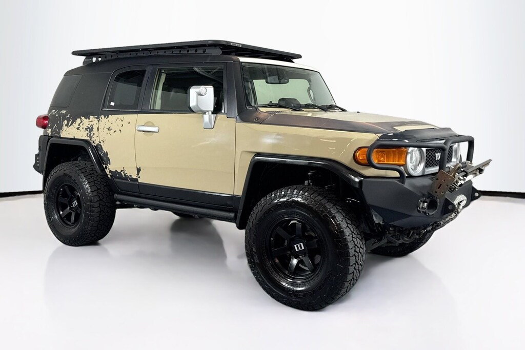 Used 2014 Toyota FJ Cruiser AT 4WD V6 SUV