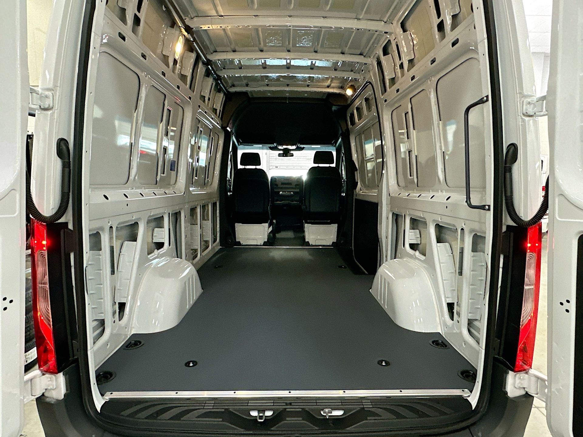 2025 Mercedes-Benz Sprinter Cargo Van Base - Photo 20