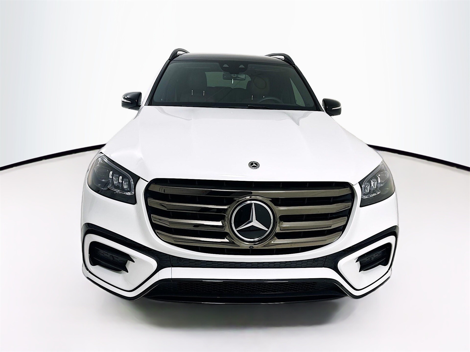 2024 Mercedes Benz GLS 580 photo 2