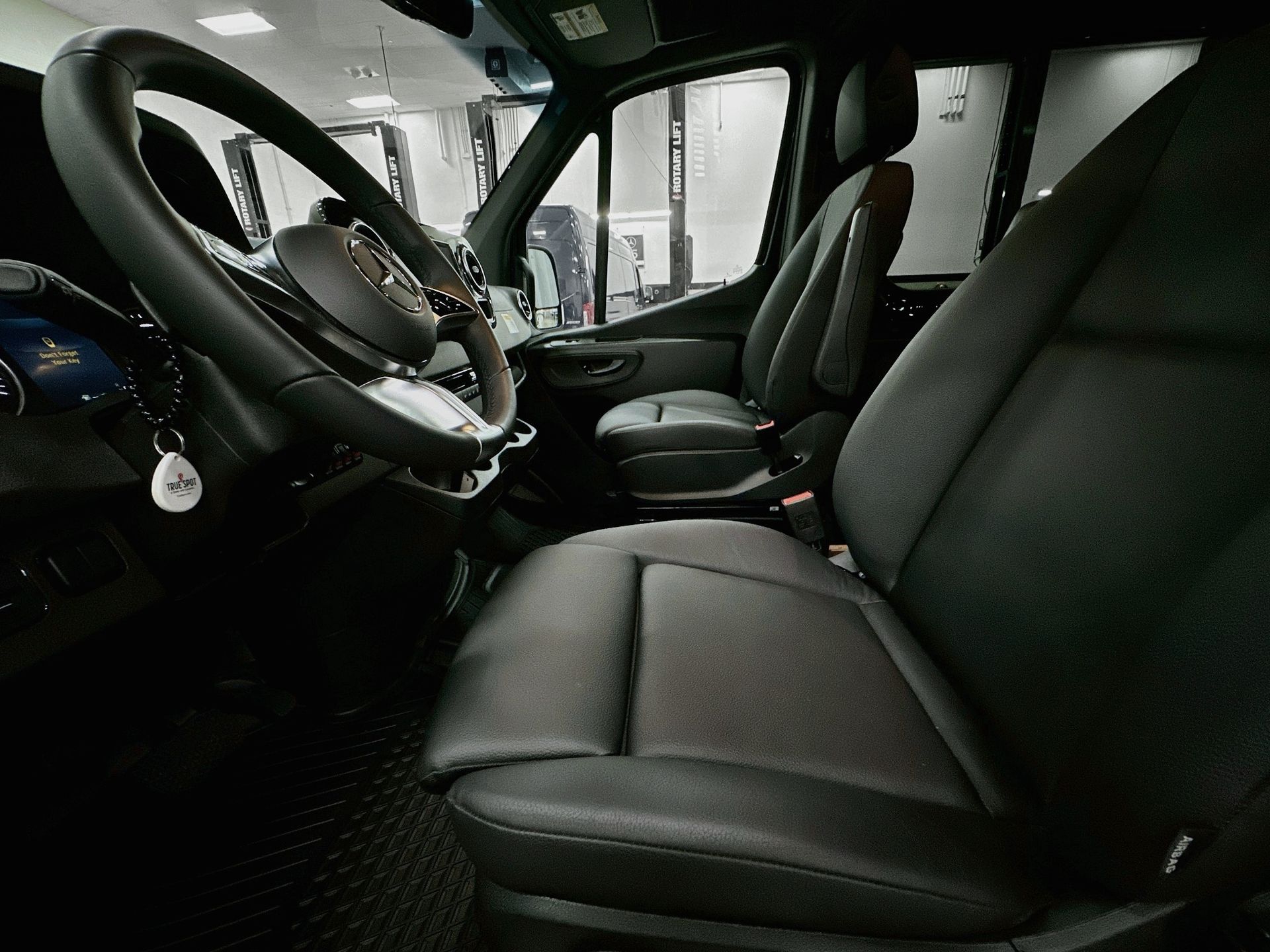 2025 Mercedes-Benz Sprinter Cargo Van Base - Photo 22