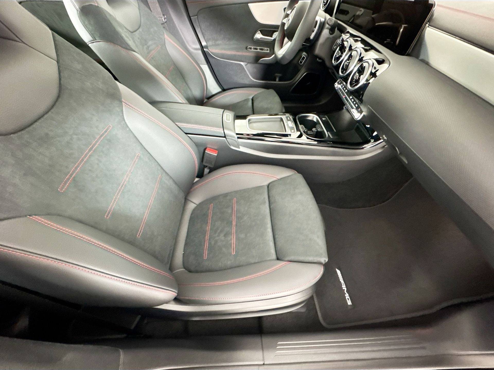 2026 Mercedes-Benz CLA CLA 250 - Photo 29