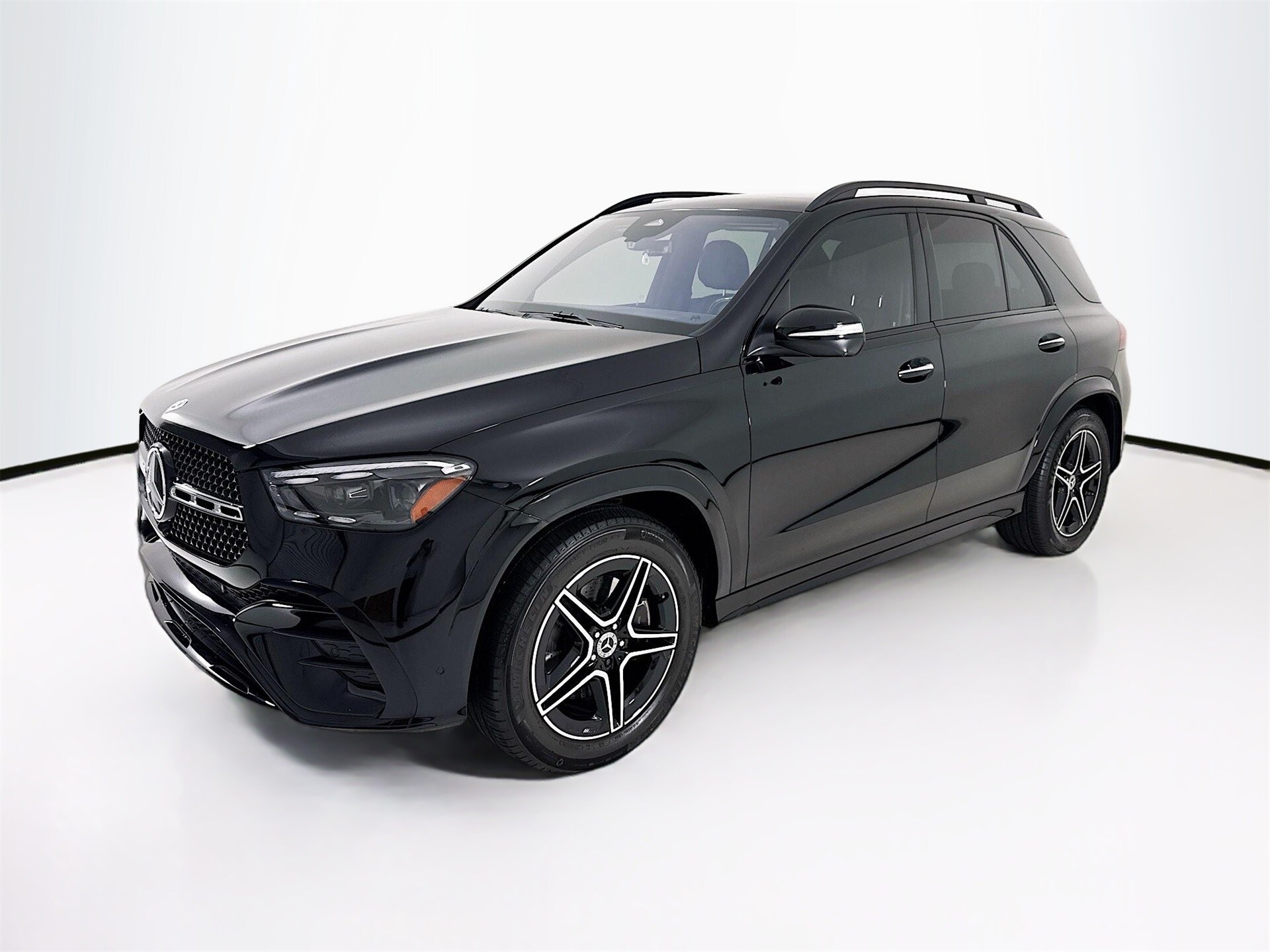 2025 Mercedes Benz GLE 580 4MATIC photo 3