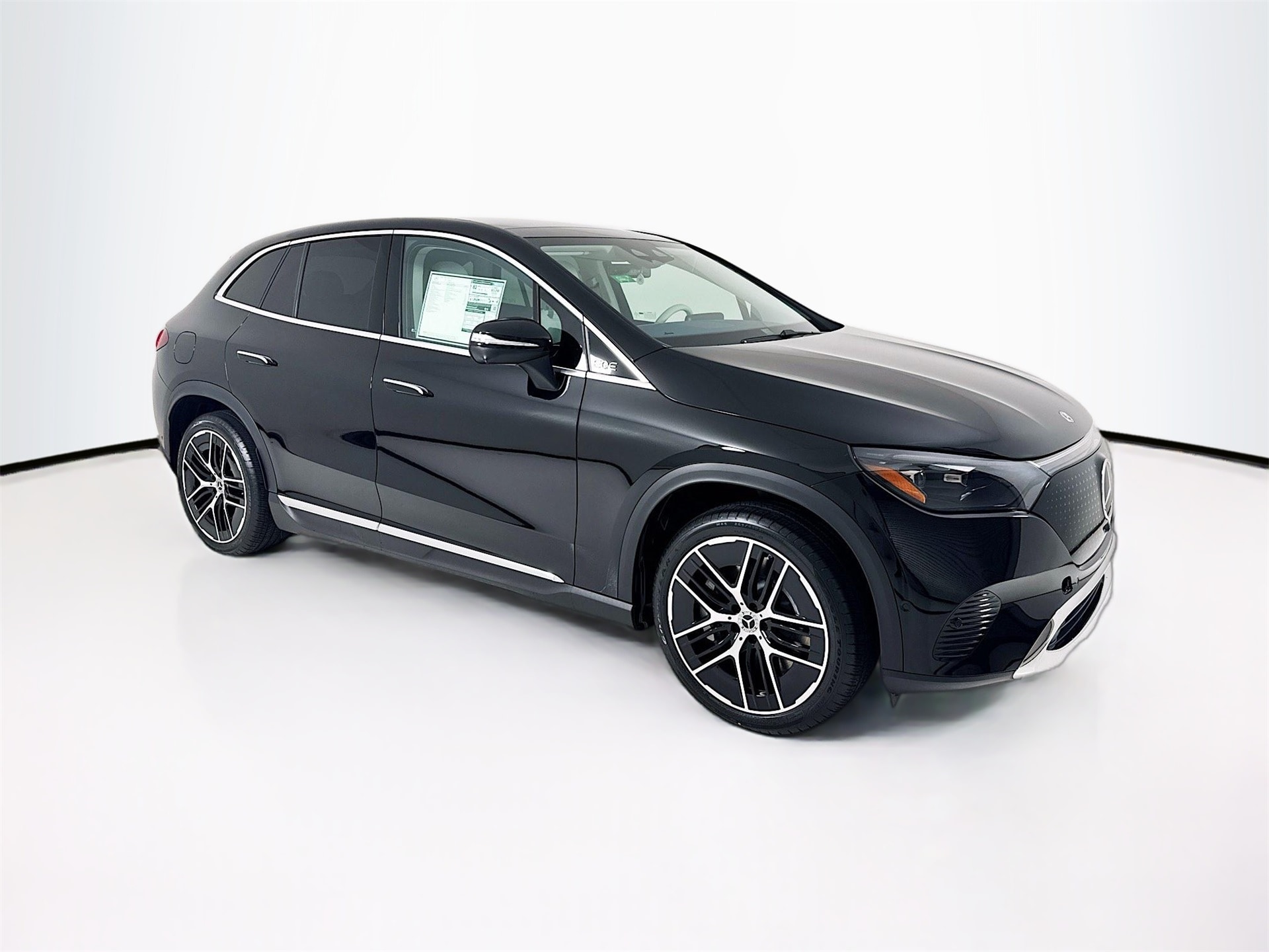 2026 Mercedes-Benz EQE SUV Base's photo