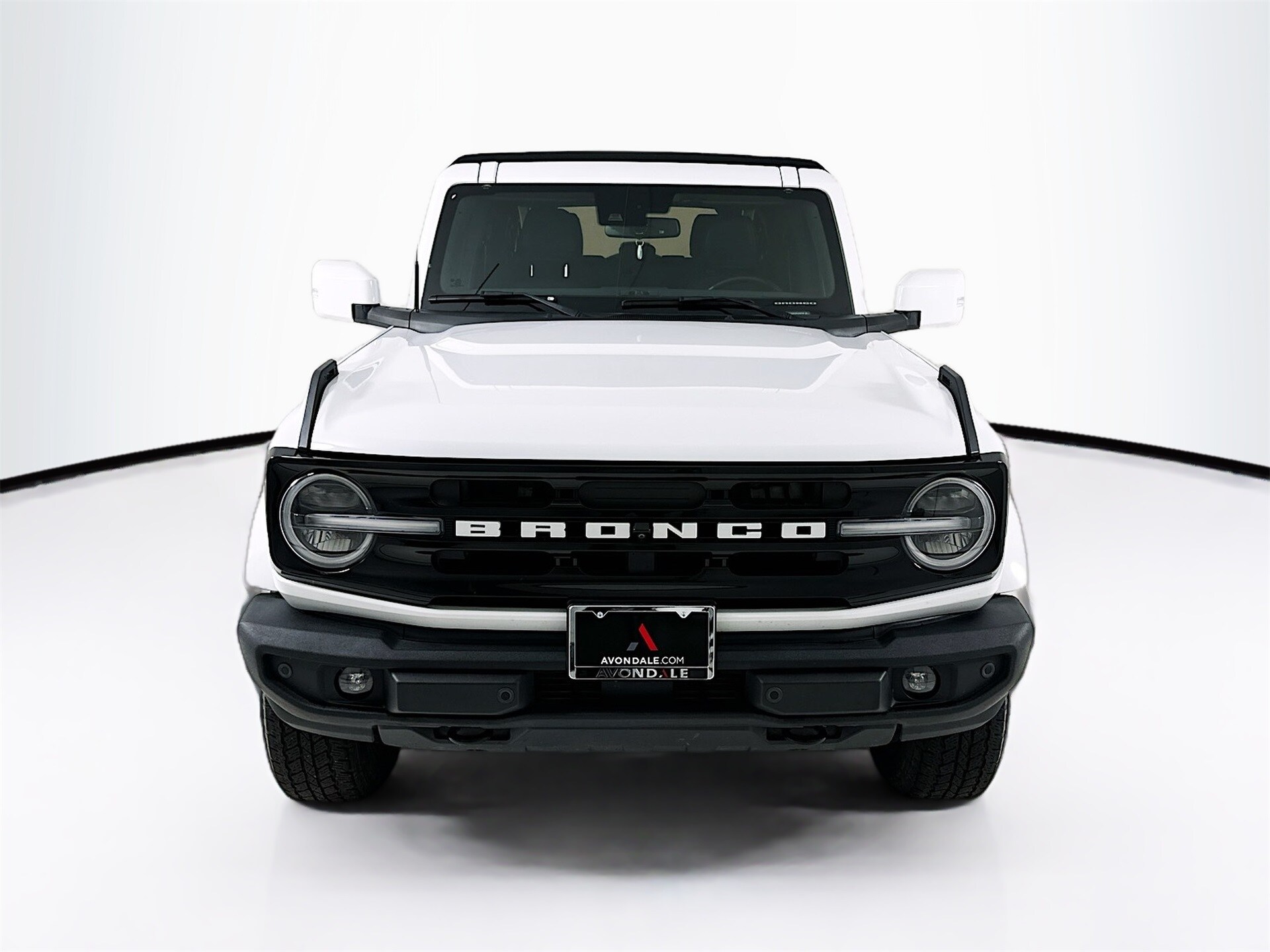 2022 Ford Bronco Outer Banks photo 2