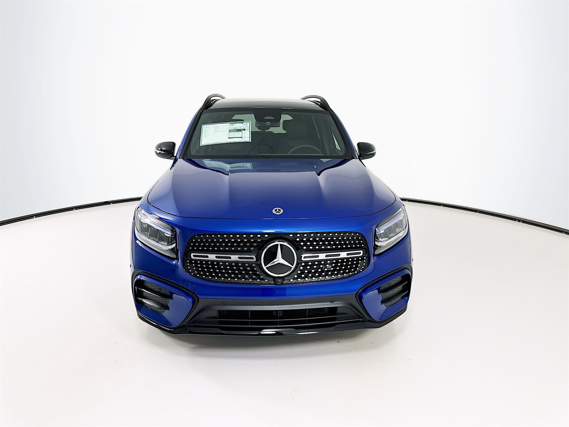 2024 Mercedes Benz GLB 250 photo 2