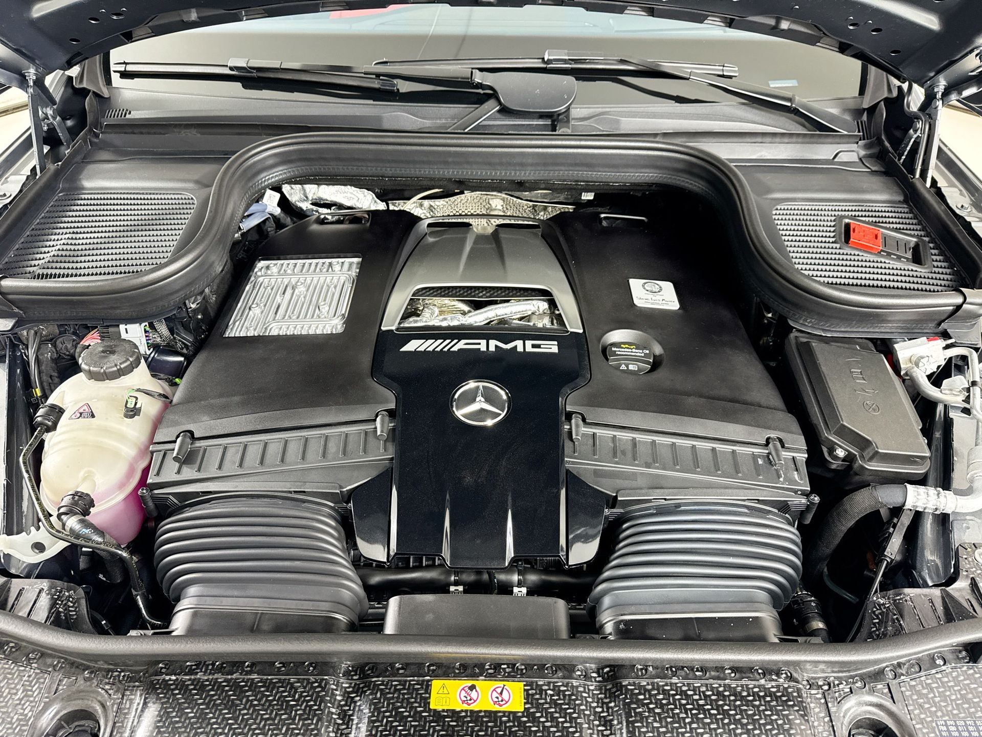 2026 Mercedes-Benz GLE AMG GLE63 S - Photo 33