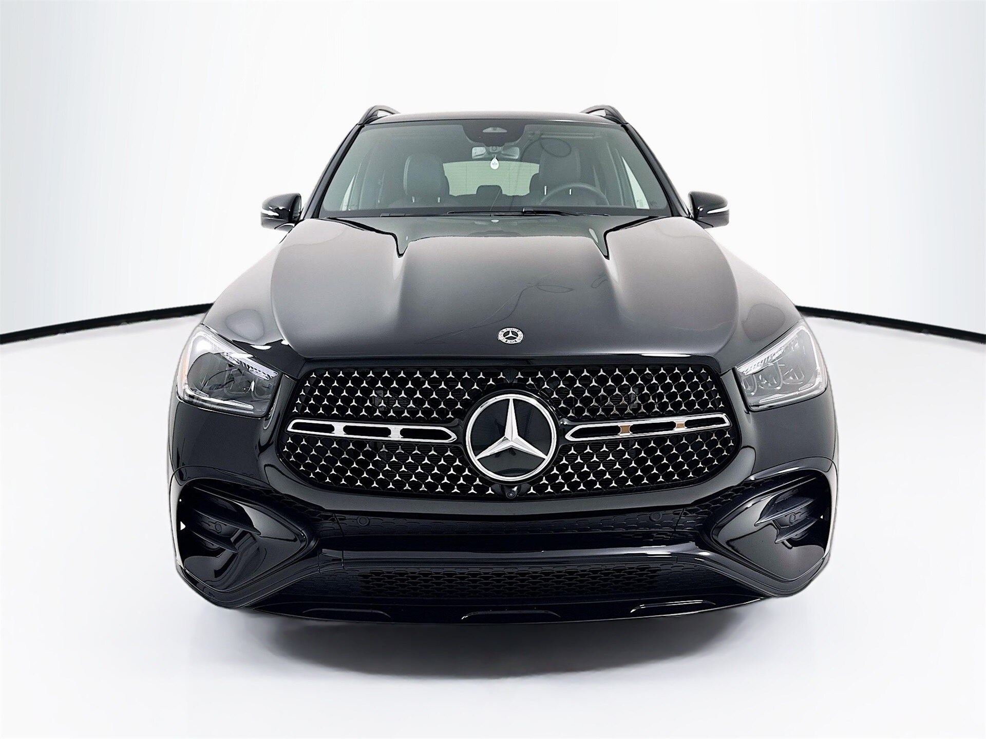 2025 Mercedes Benz GLE 350 4MATIC photo 2