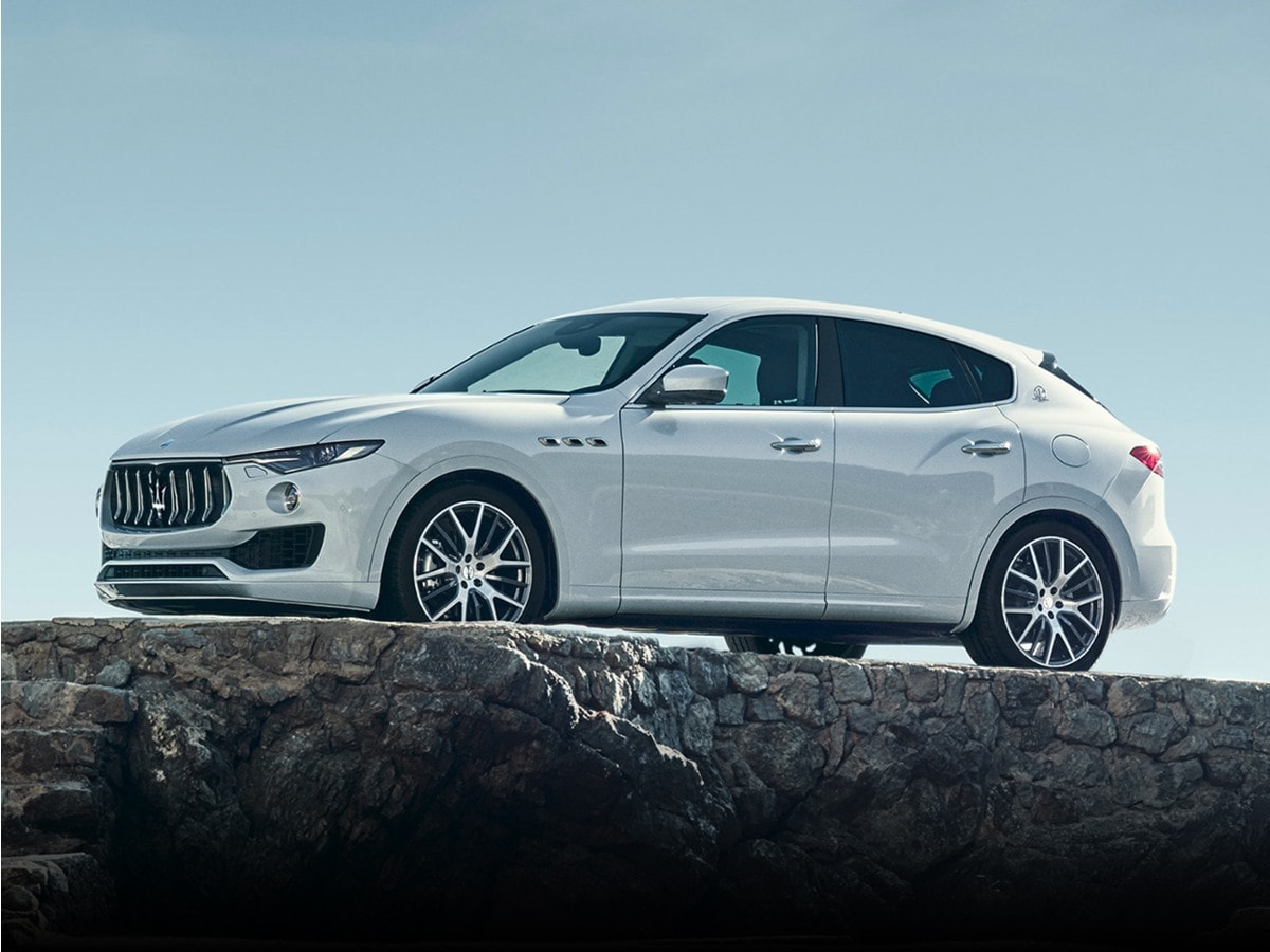 2017 Maserati Levante Levante's photo