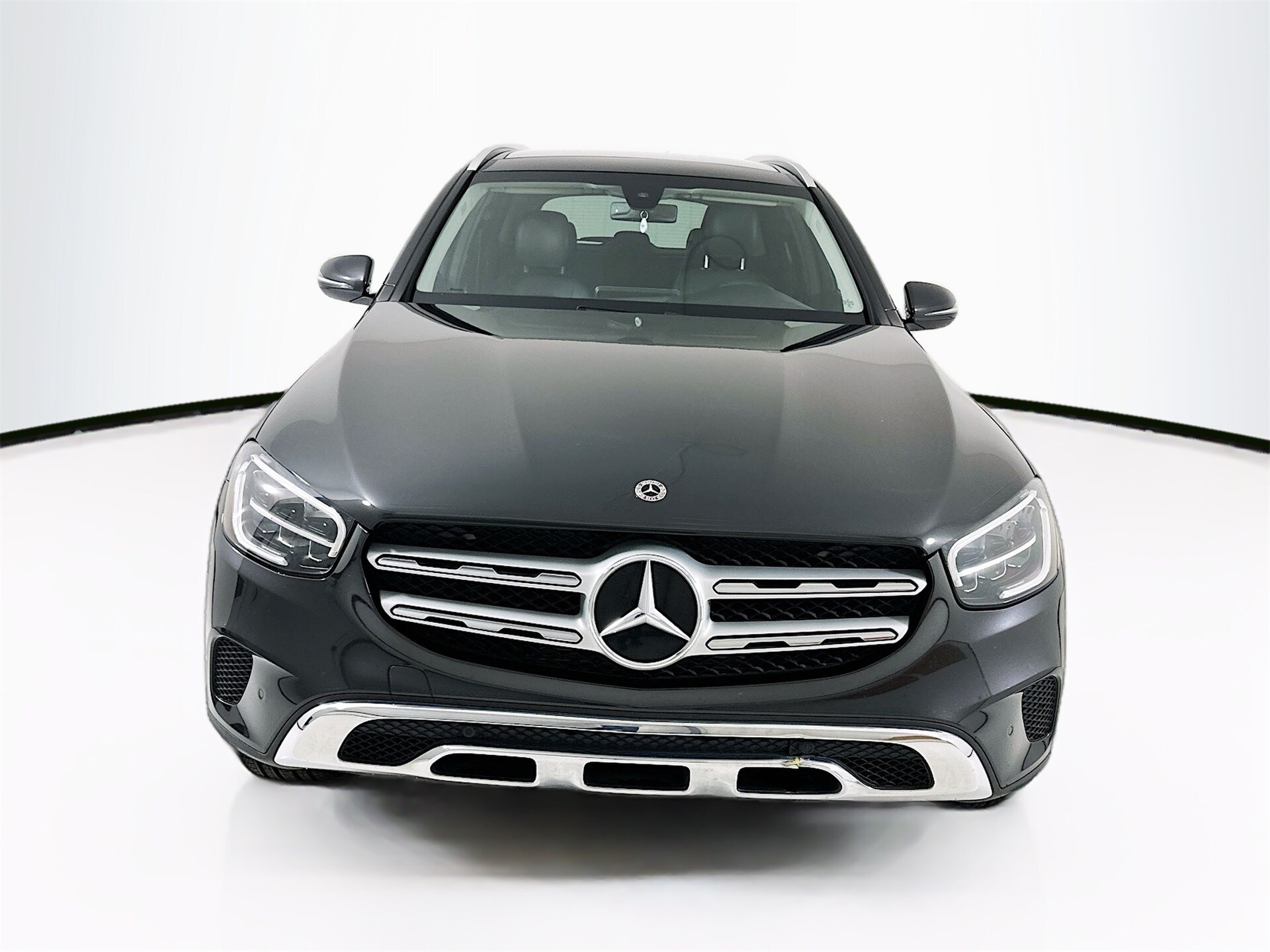 2021 Mercedes Benz GLC 300 photo 2