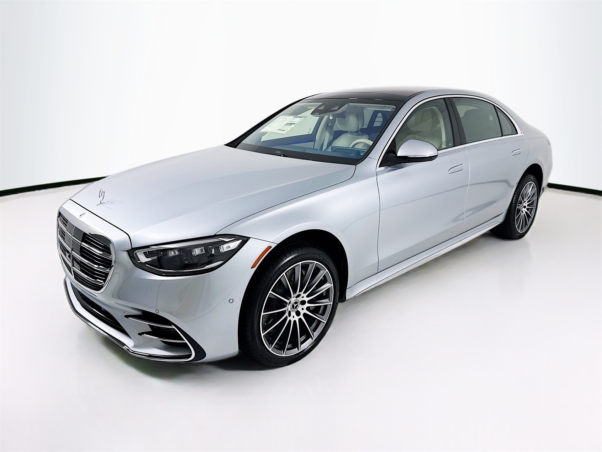 2026 Mercedes Benz S 580 4MATIC photo 3