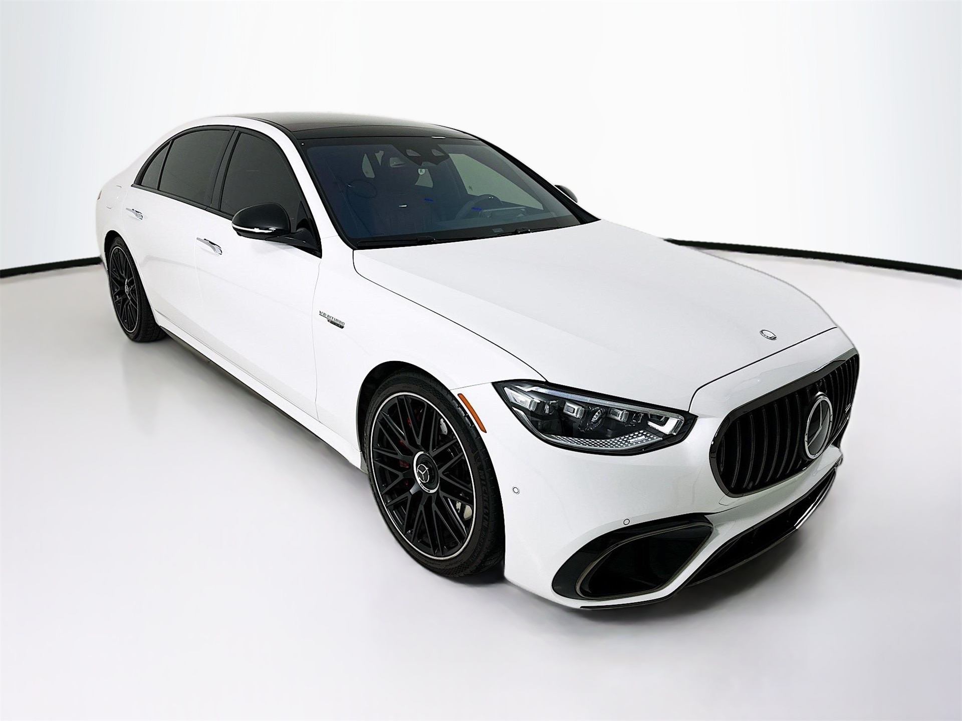 2024 Mercedes-Benz S-Class S63's photo