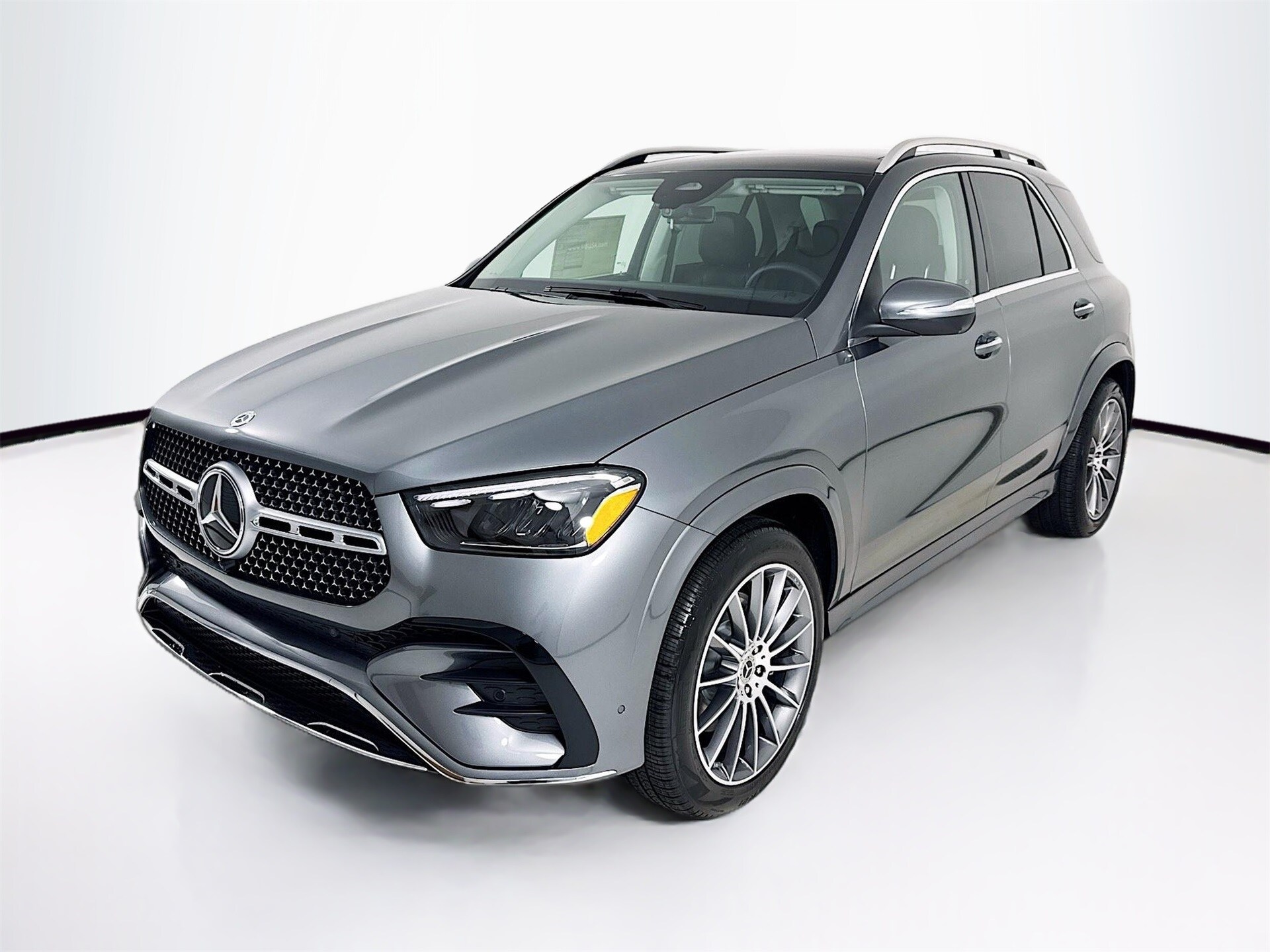 2025 Mercedes Benz GLE 350 4MATIC photo 3