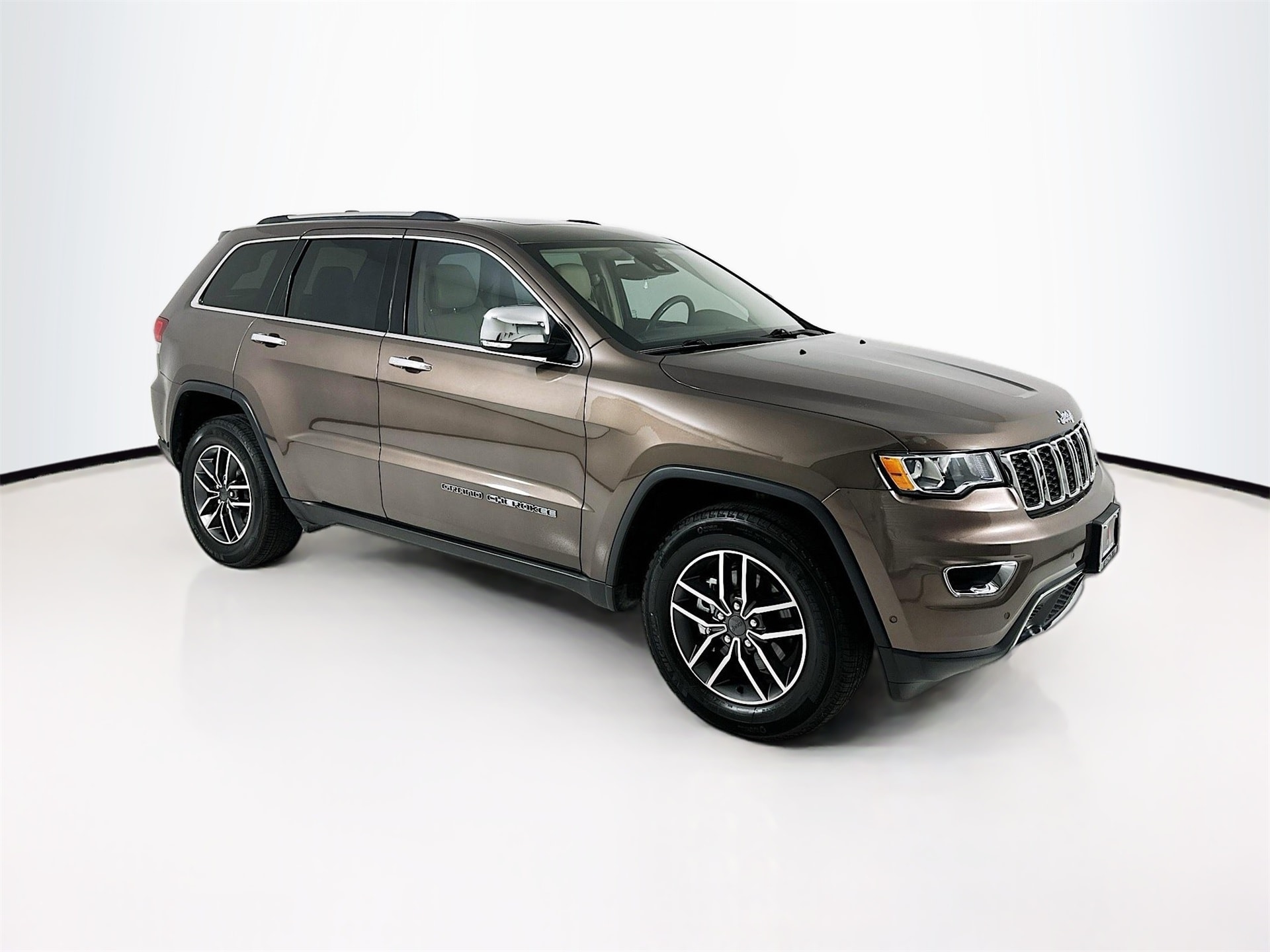 2020 Jeep Grand Cherokee Limited's photo