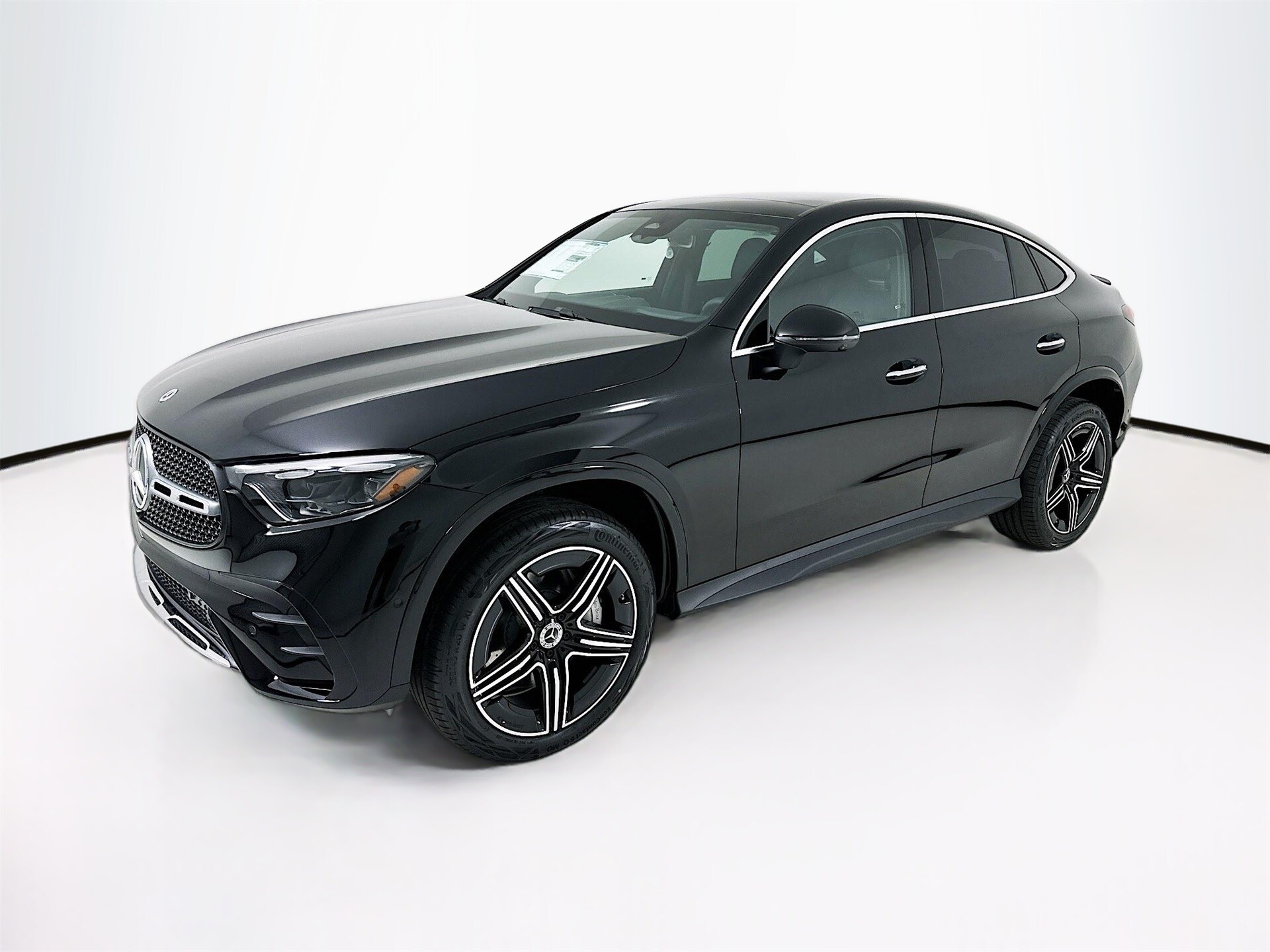 2026 Mercedes Benz GLC 300 4MATIC photo 3