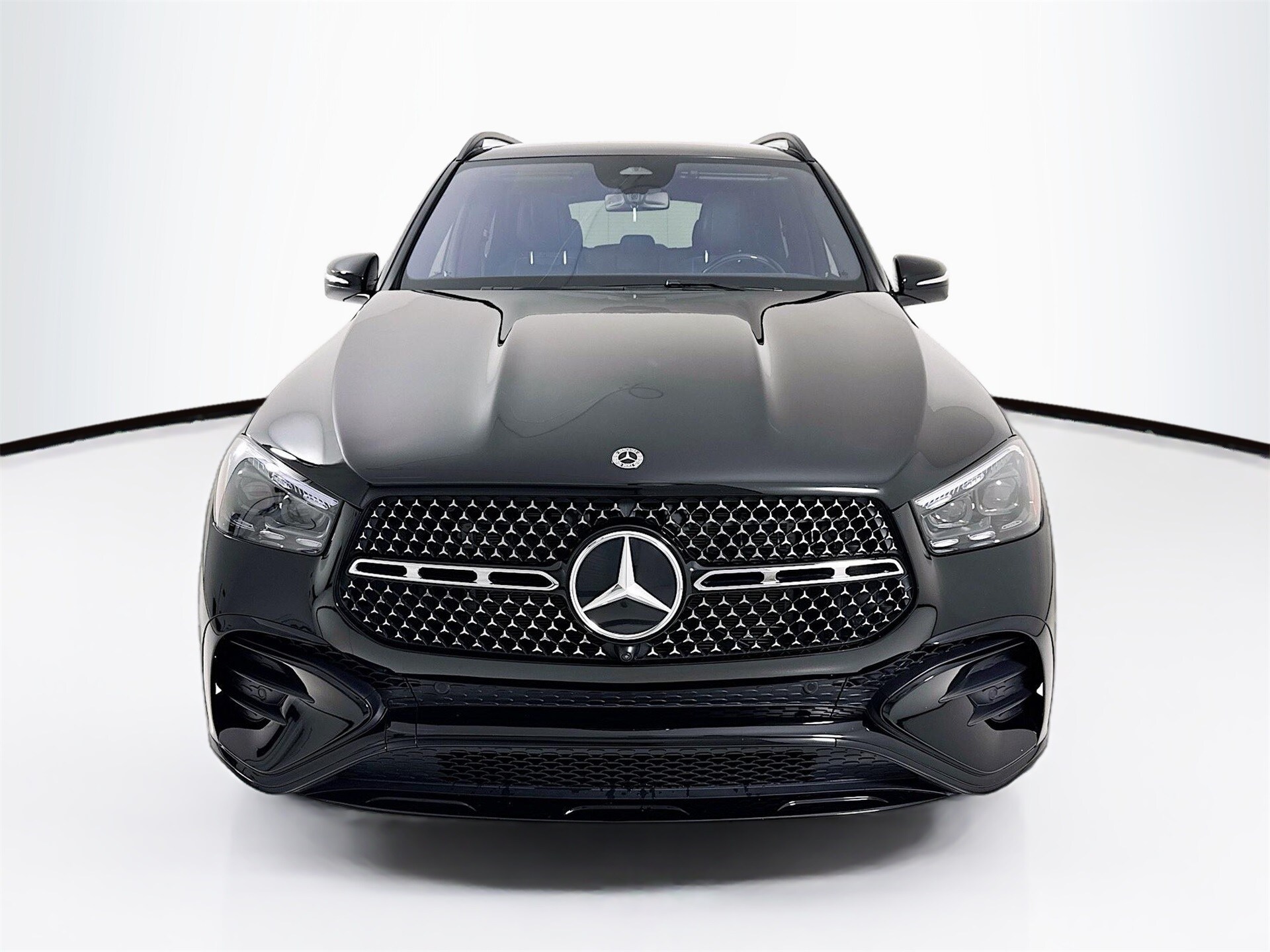 2025 Mercedes Benz GLE 580 4MATIC photo 2