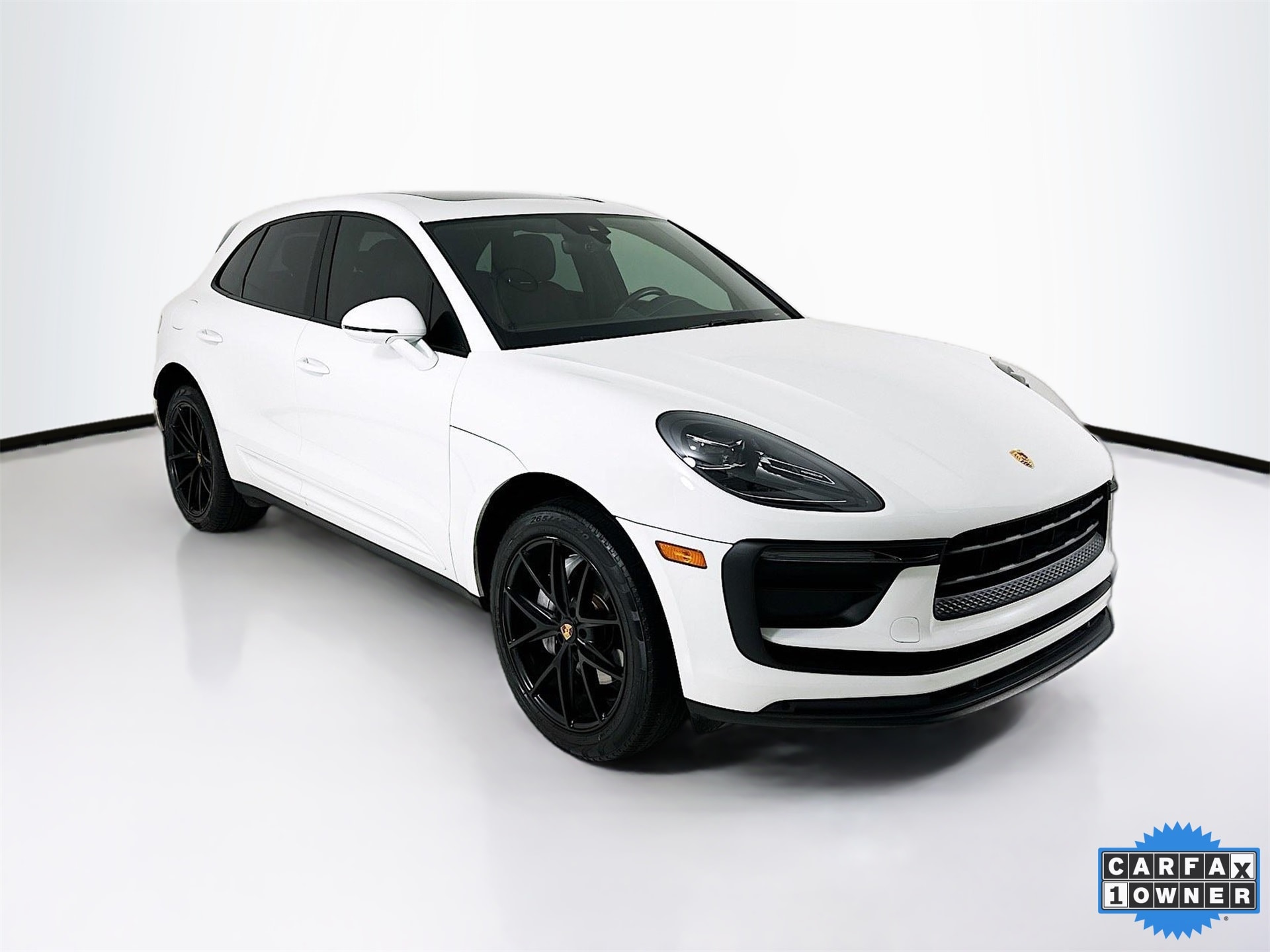 2022 Porsche Macan Base
