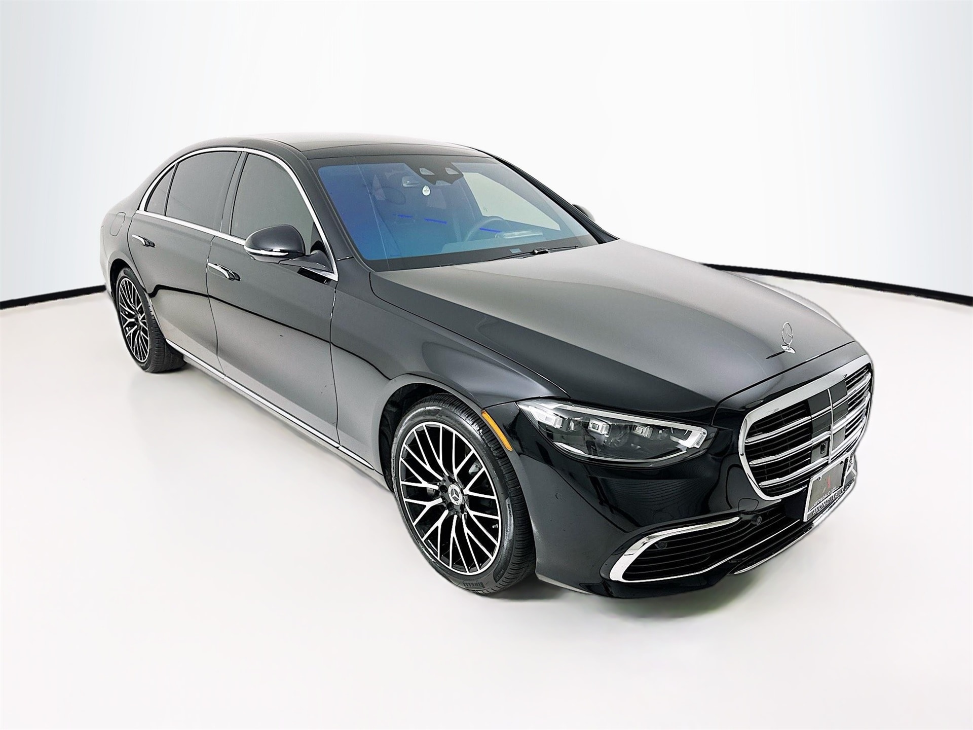 2025 Mercedes-Benz S-Class S 580's photo