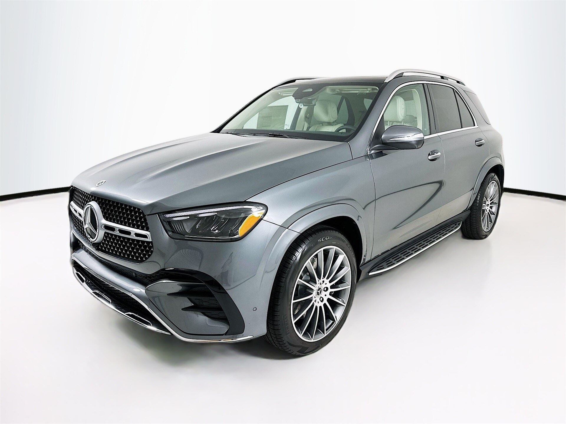 2026 Mercedes Benz GLE 350 4MATIC photo 3
