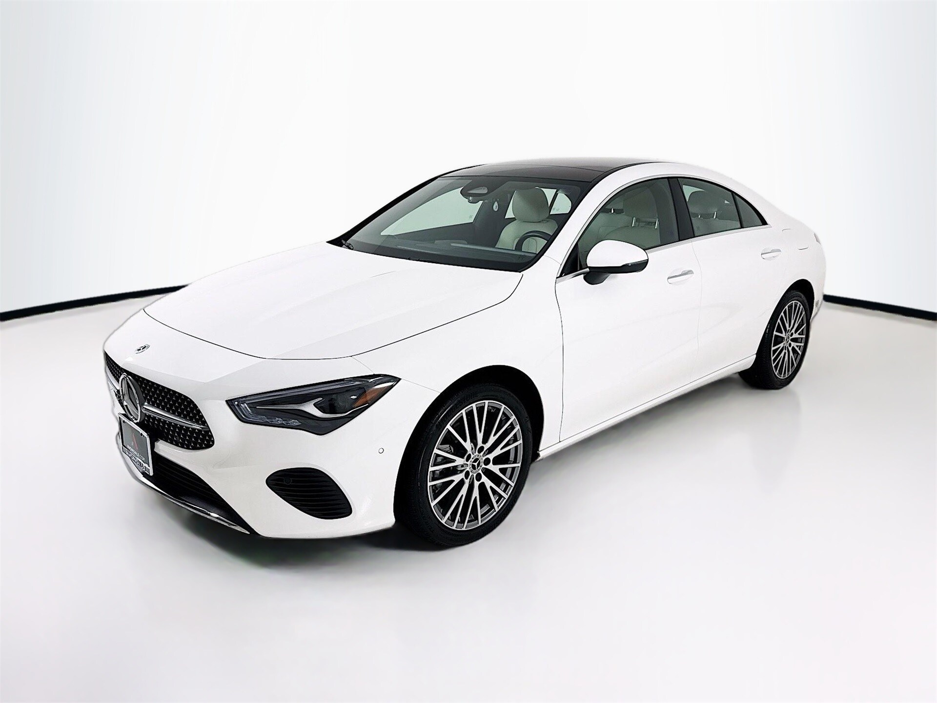 2025 Mercedes Benz CLA 250 photo 2